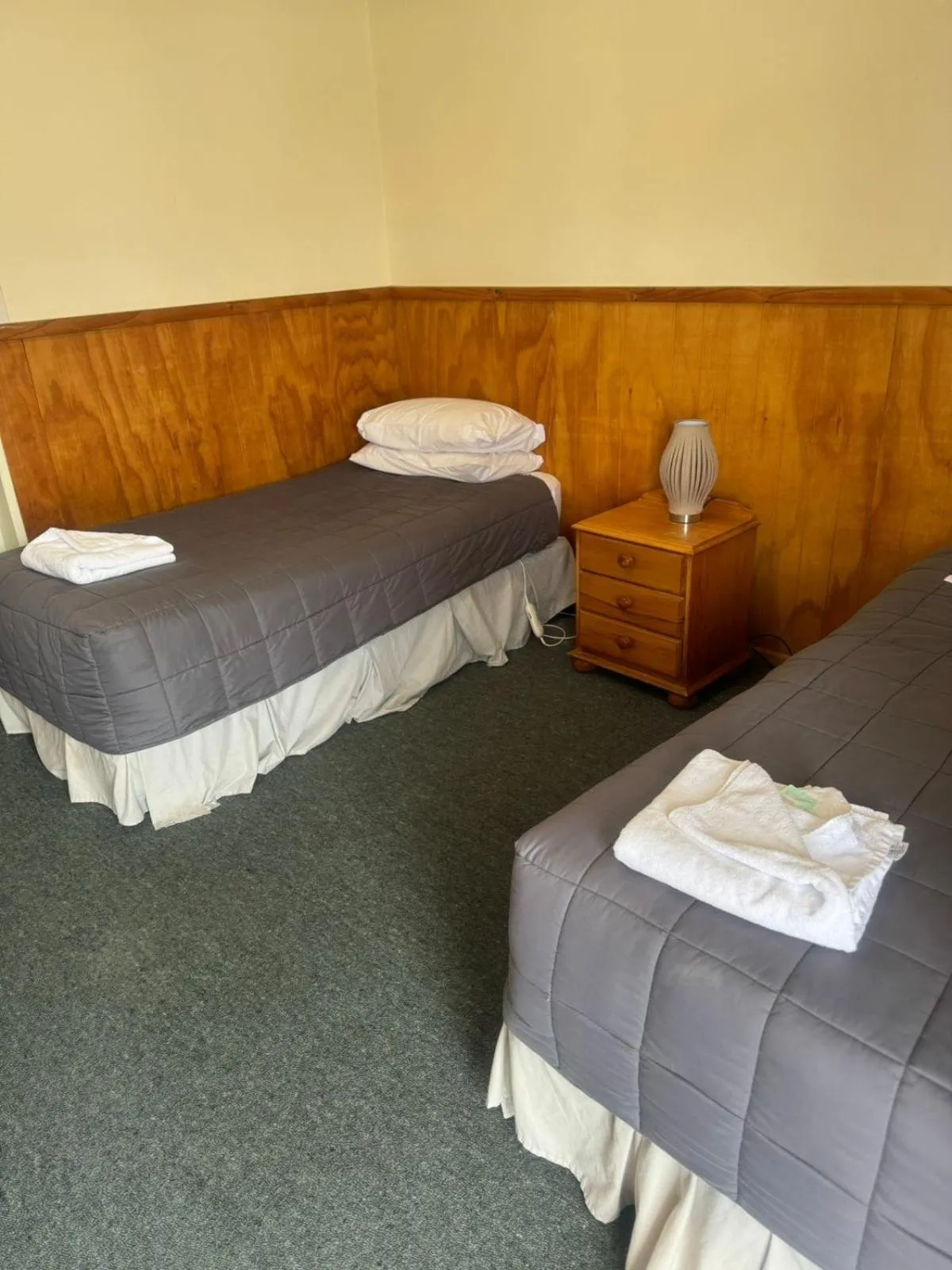 Bed in New Central Hotel Woodville