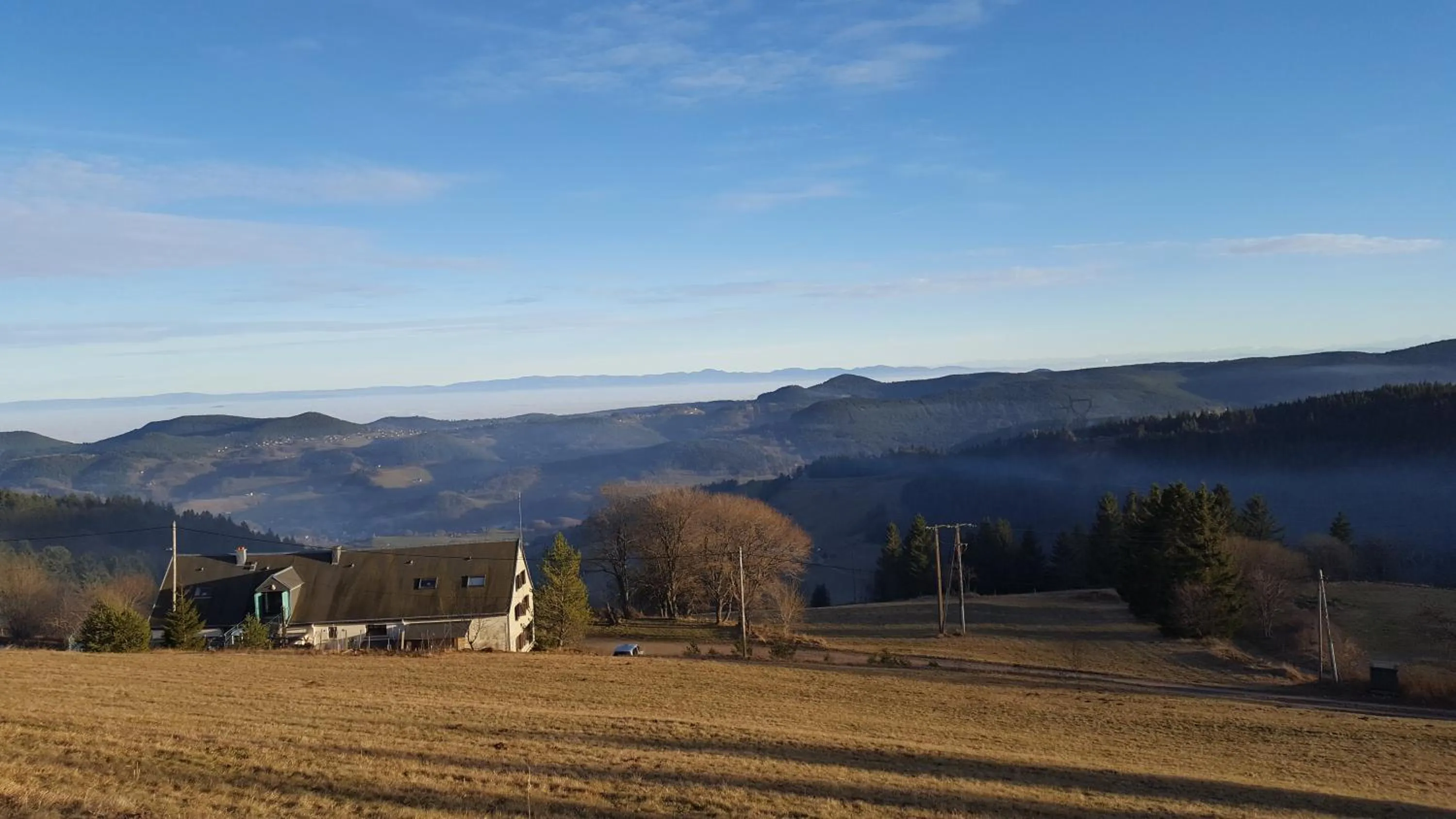 Mountain view in Le Bouton d'Or