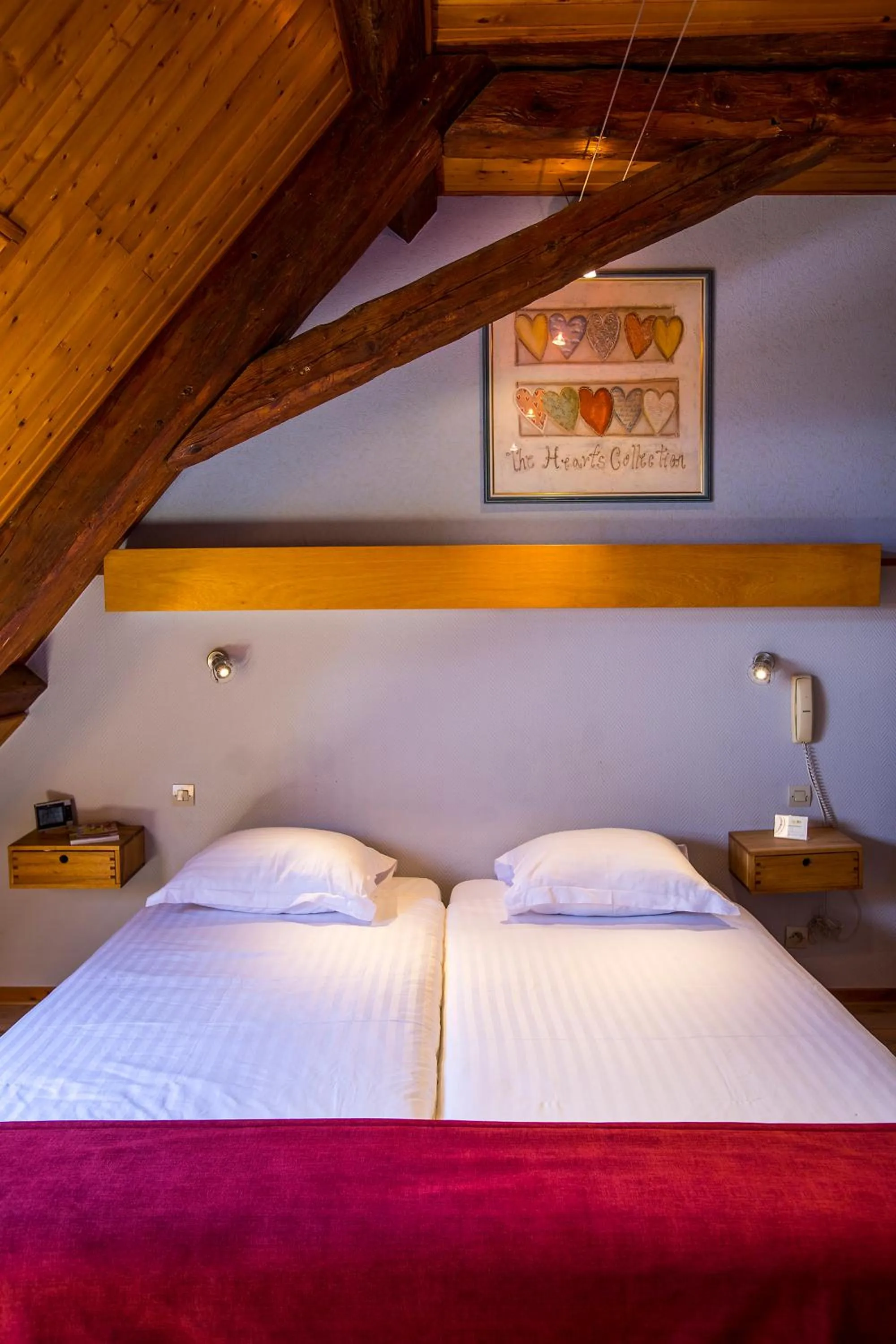 Bedroom, Bed in Le Bouton d'Or