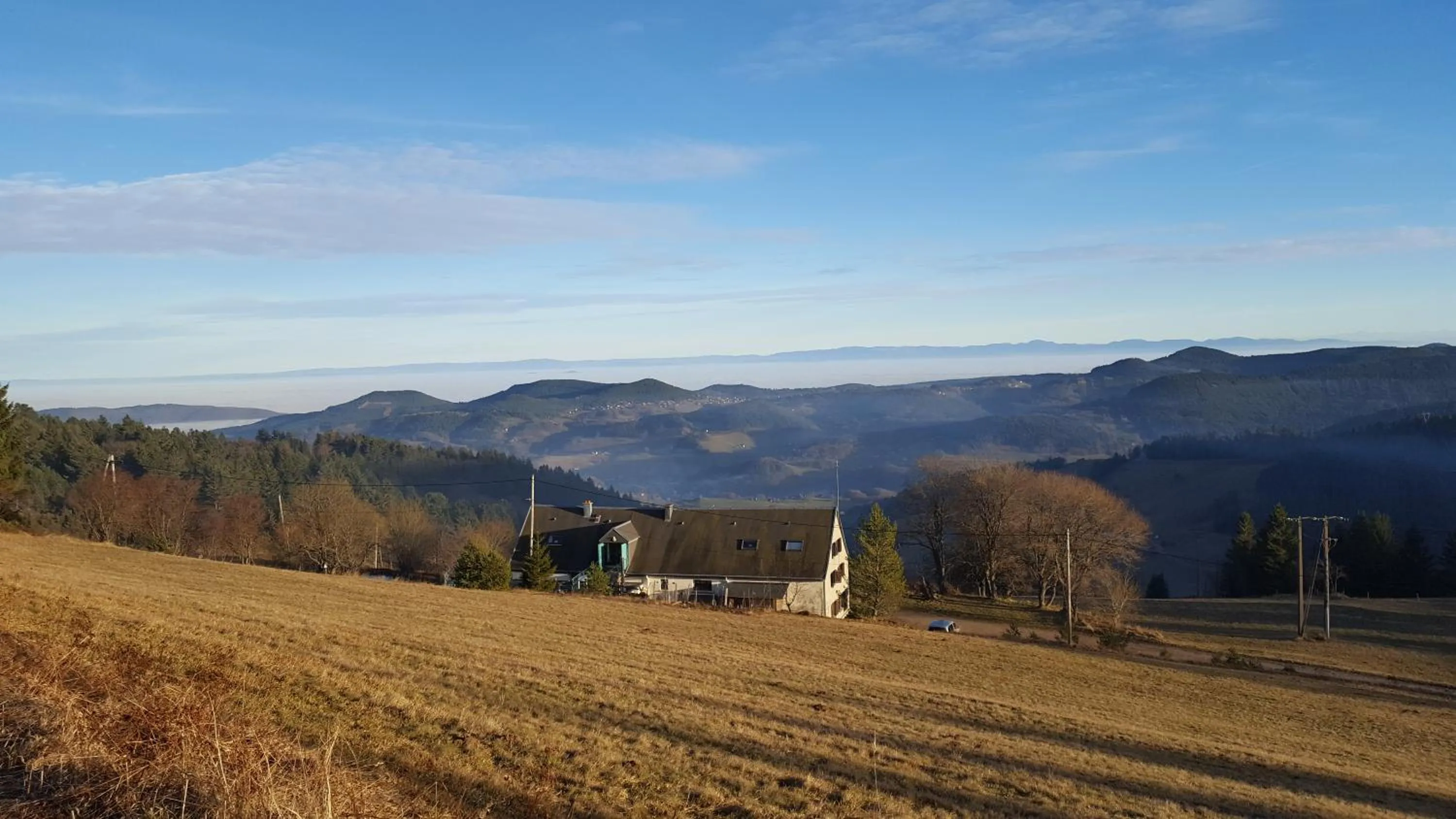 Mountain view in Le Bouton d'Or