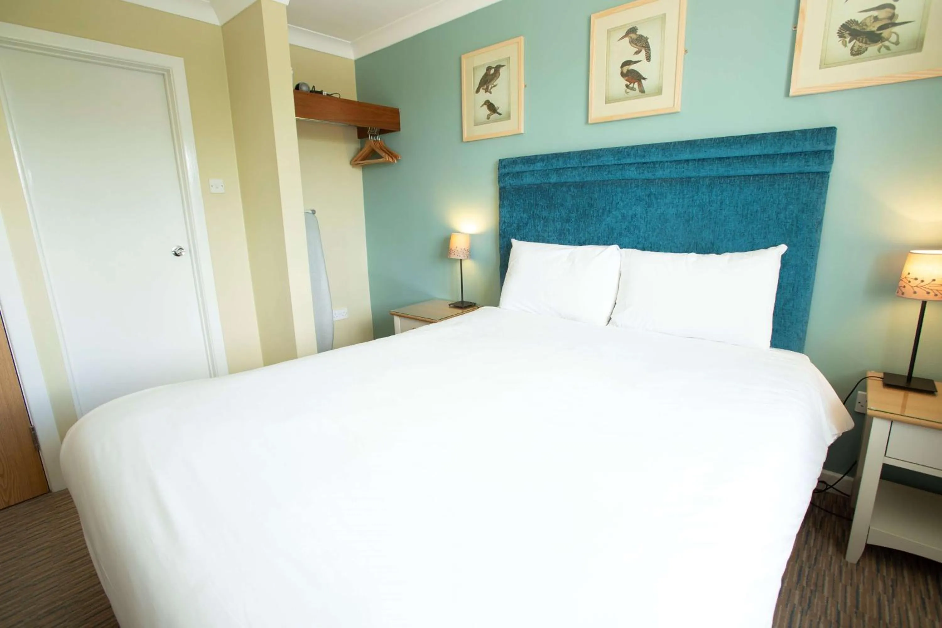 Bed in The Bridge House; BW Signature Collection