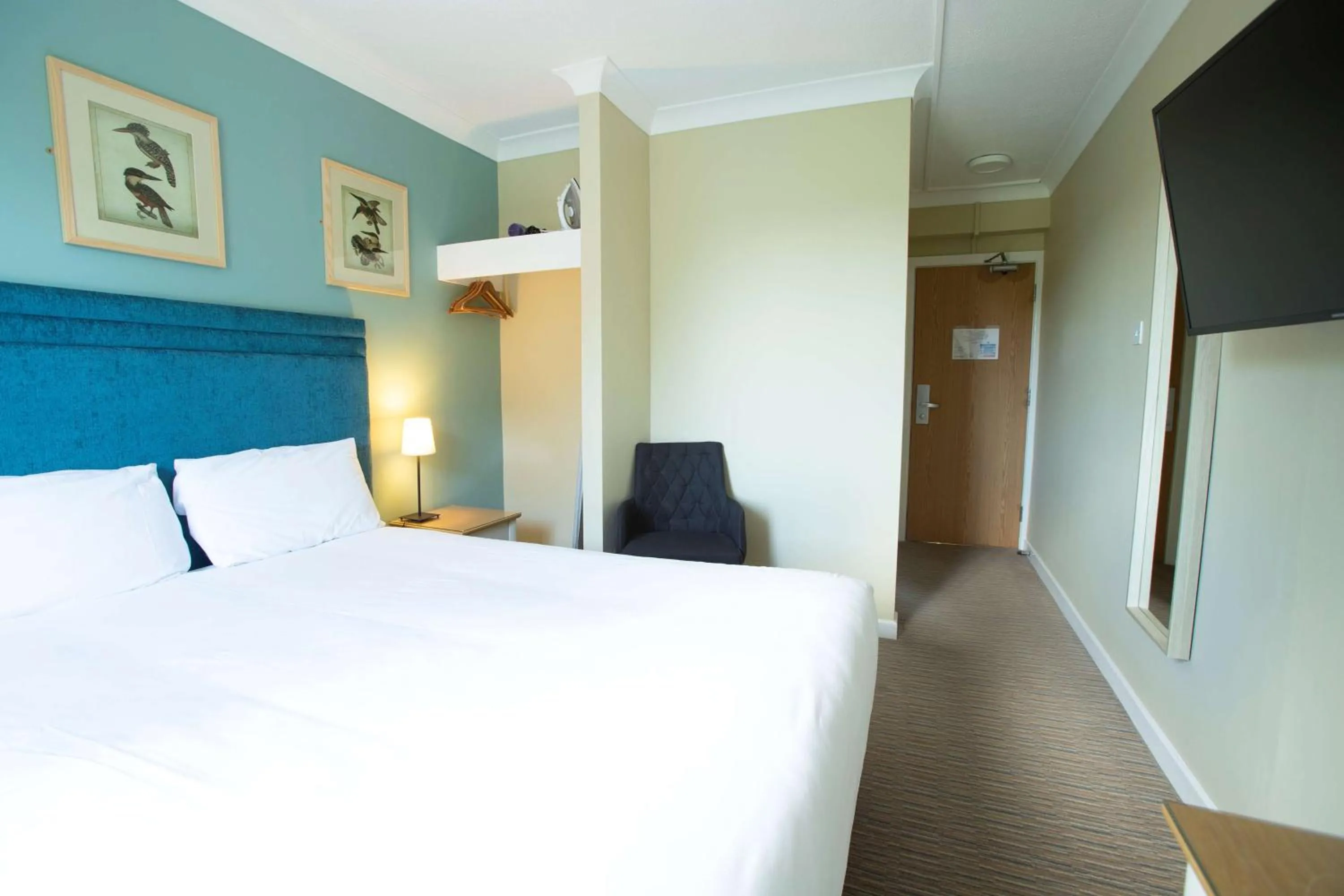 Bed in The Bridge House; BW Signature Collection