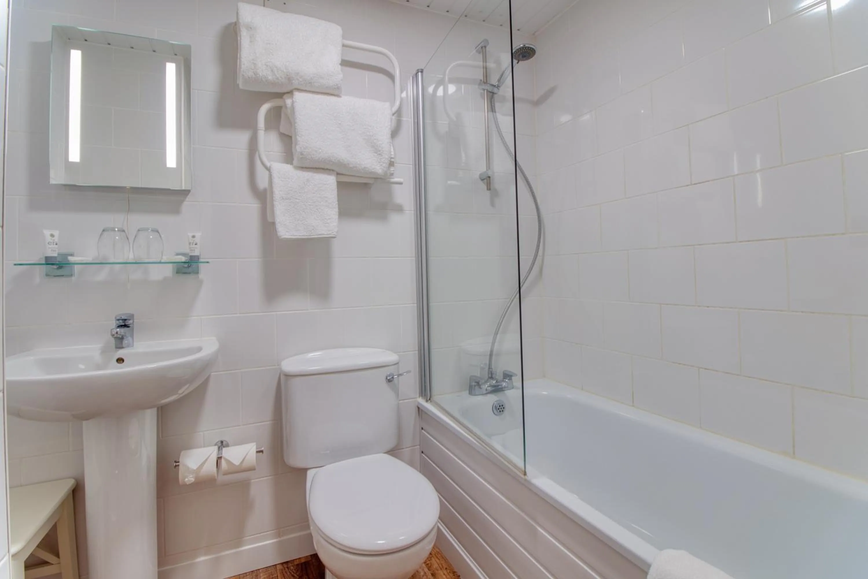 Shower in The Bridge House; BW Signature Collection