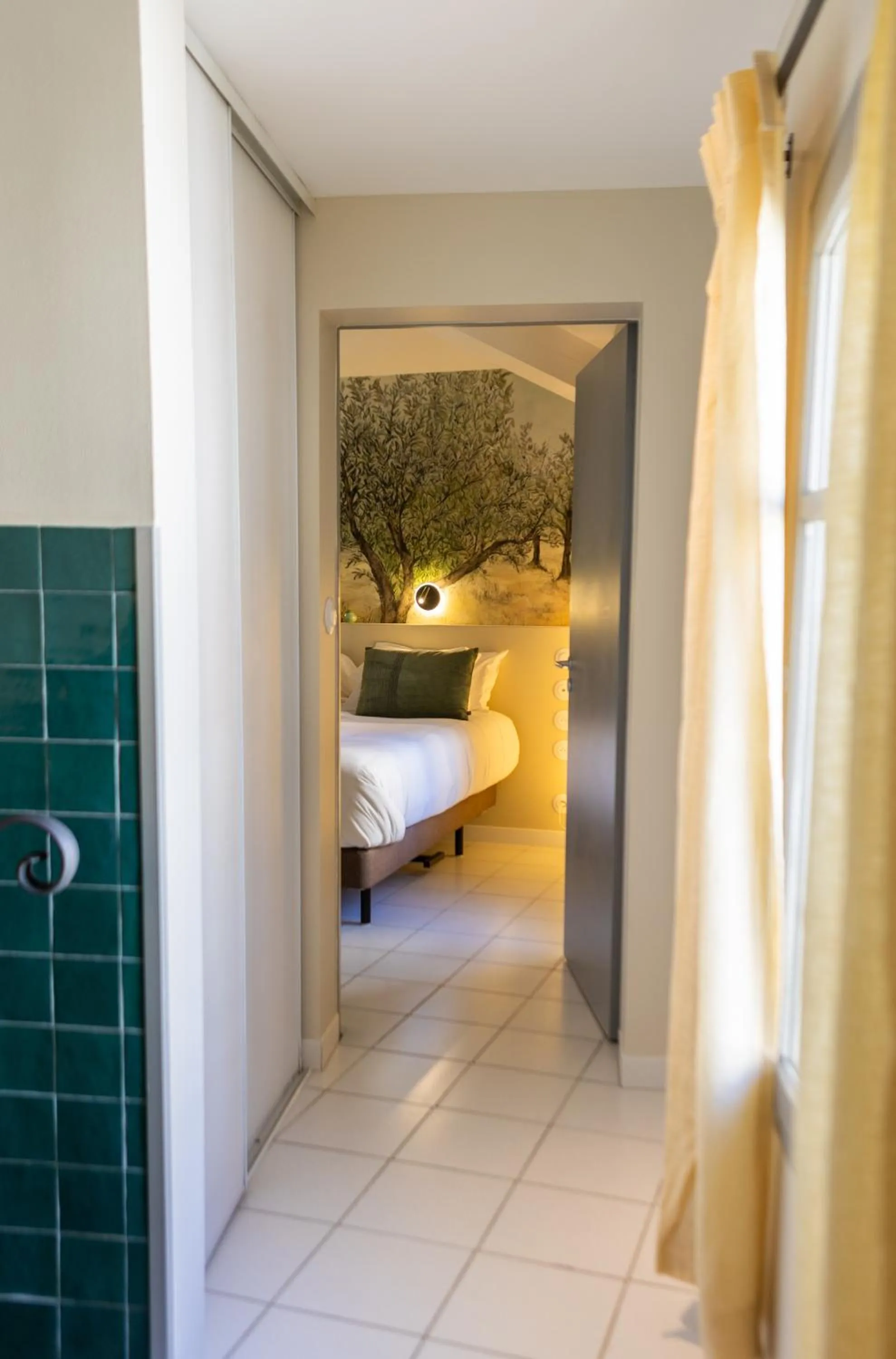 Bedroom, Bed in Garlande Hôtel Avignon Centre