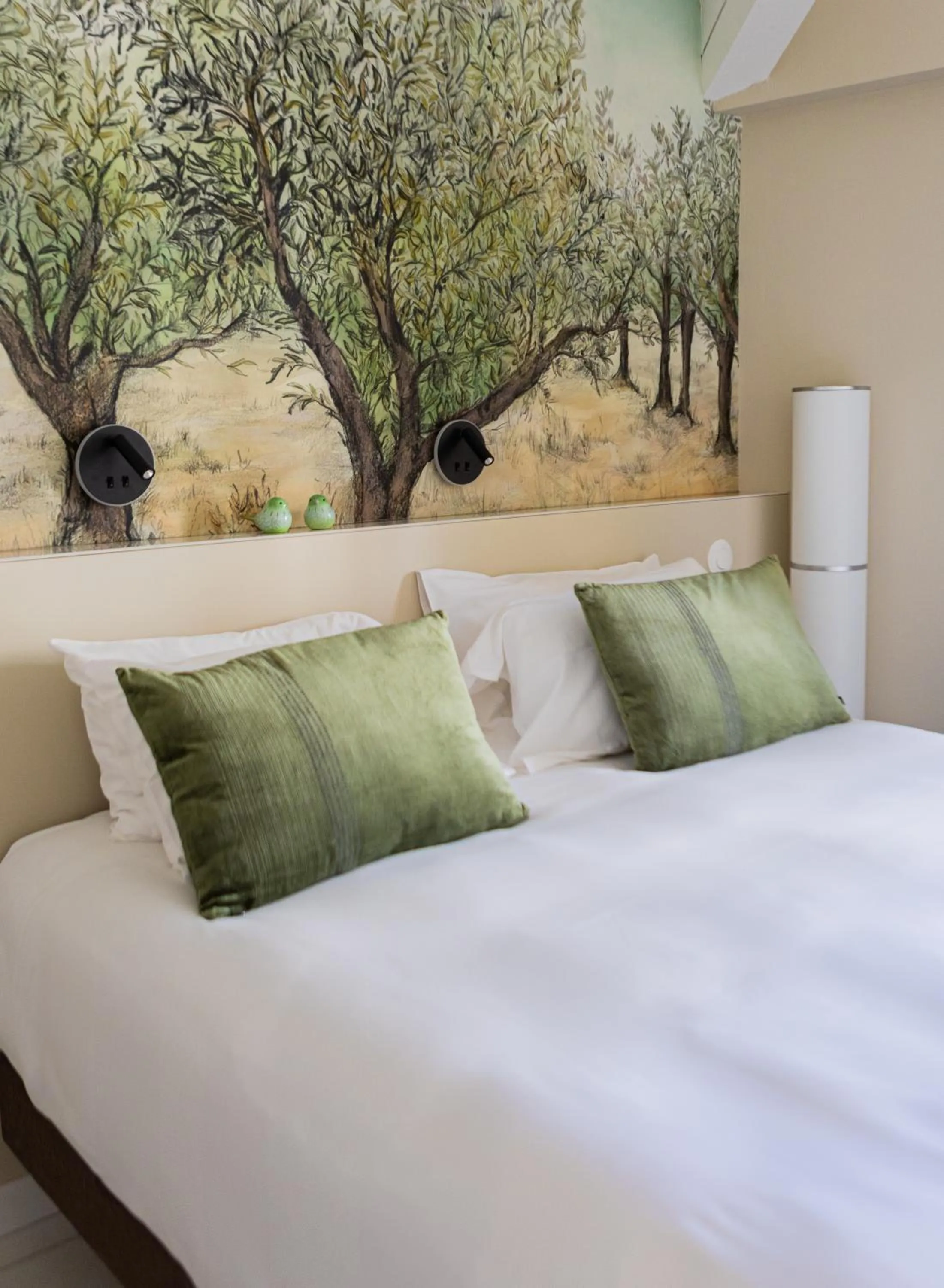 Bedroom, Bed in Garlande Hôtel Avignon Centre