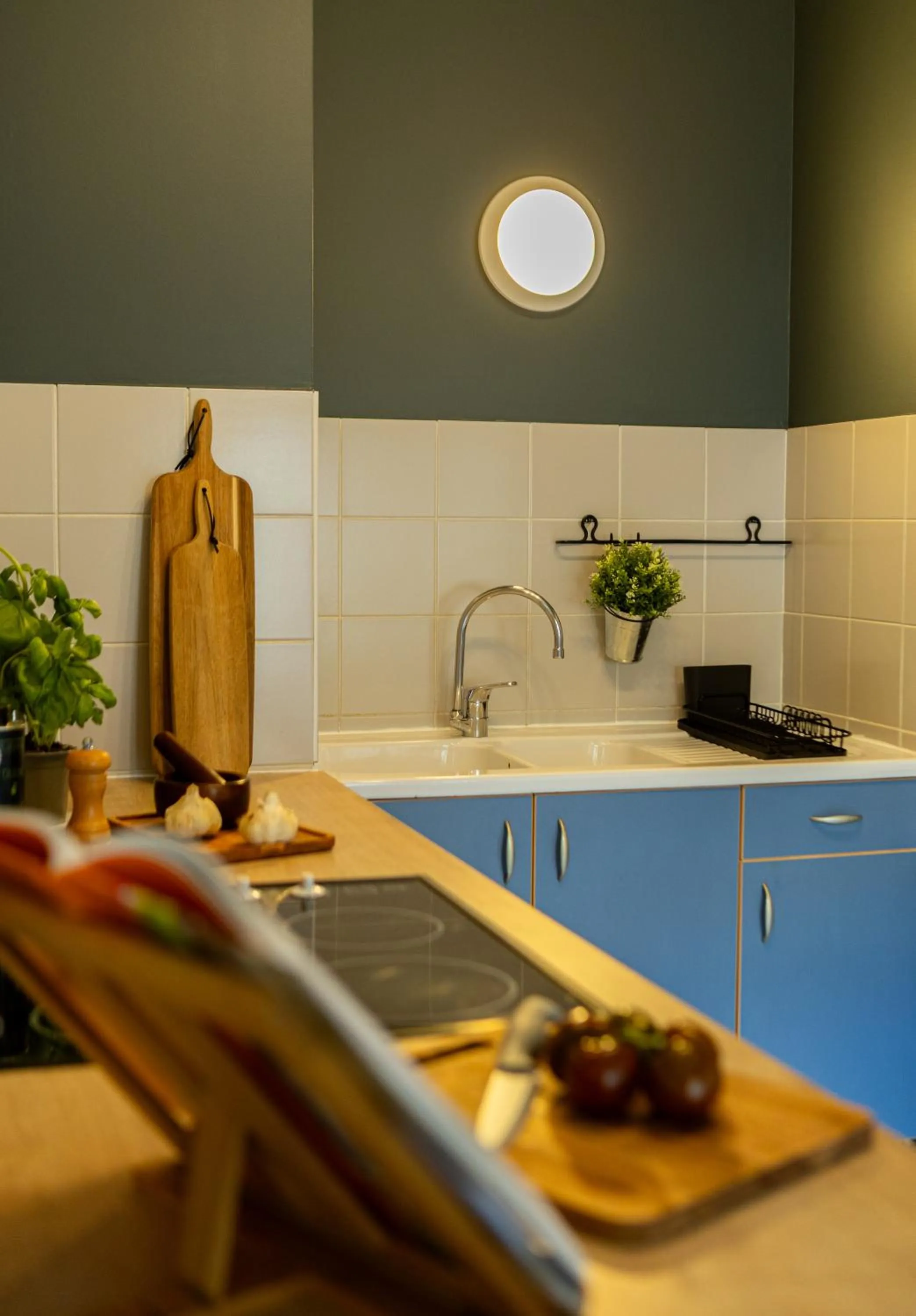 kitchen in Garlande Hôtel Avignon Centre
