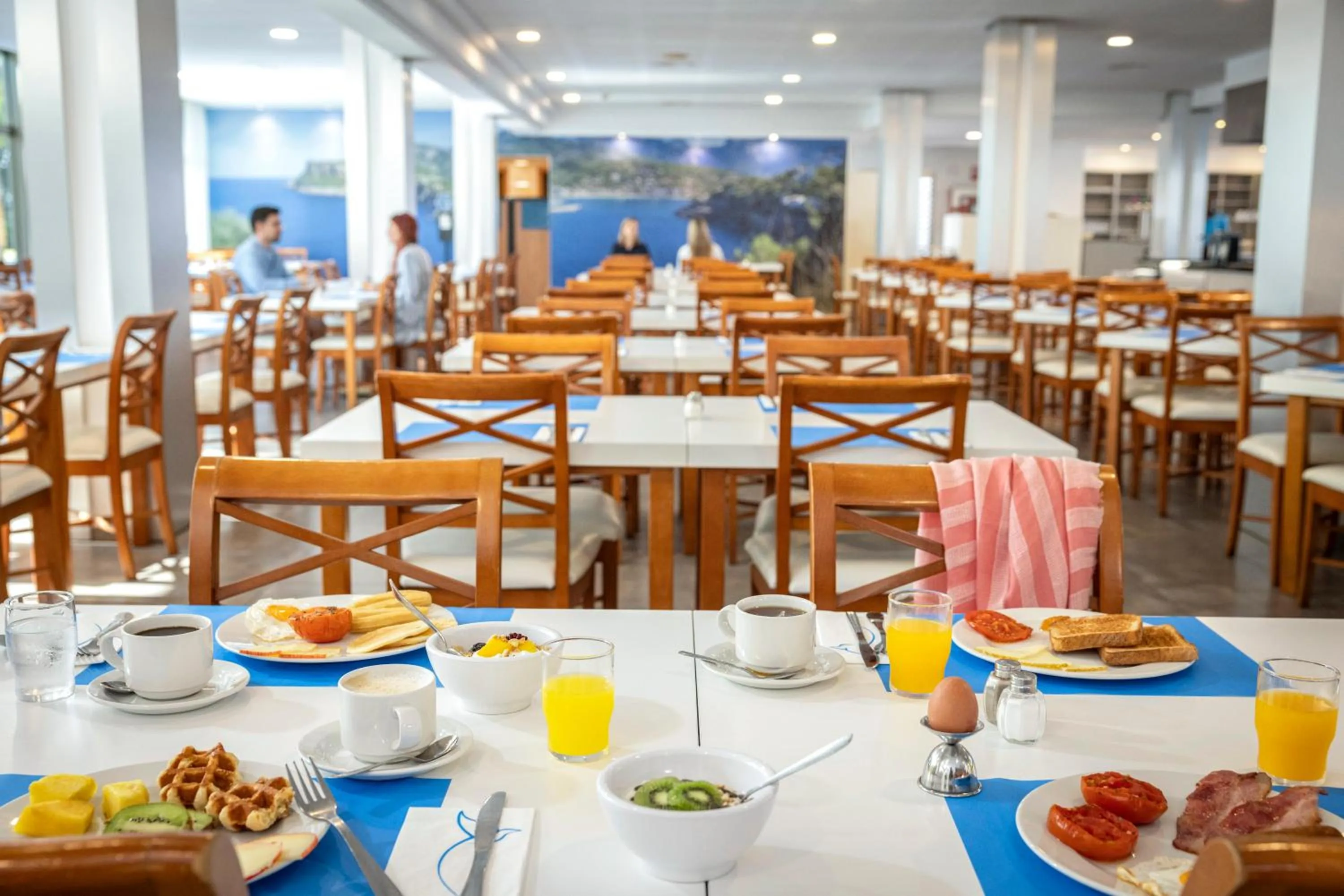 Food and drinks in Grupotel Alcudia Pins