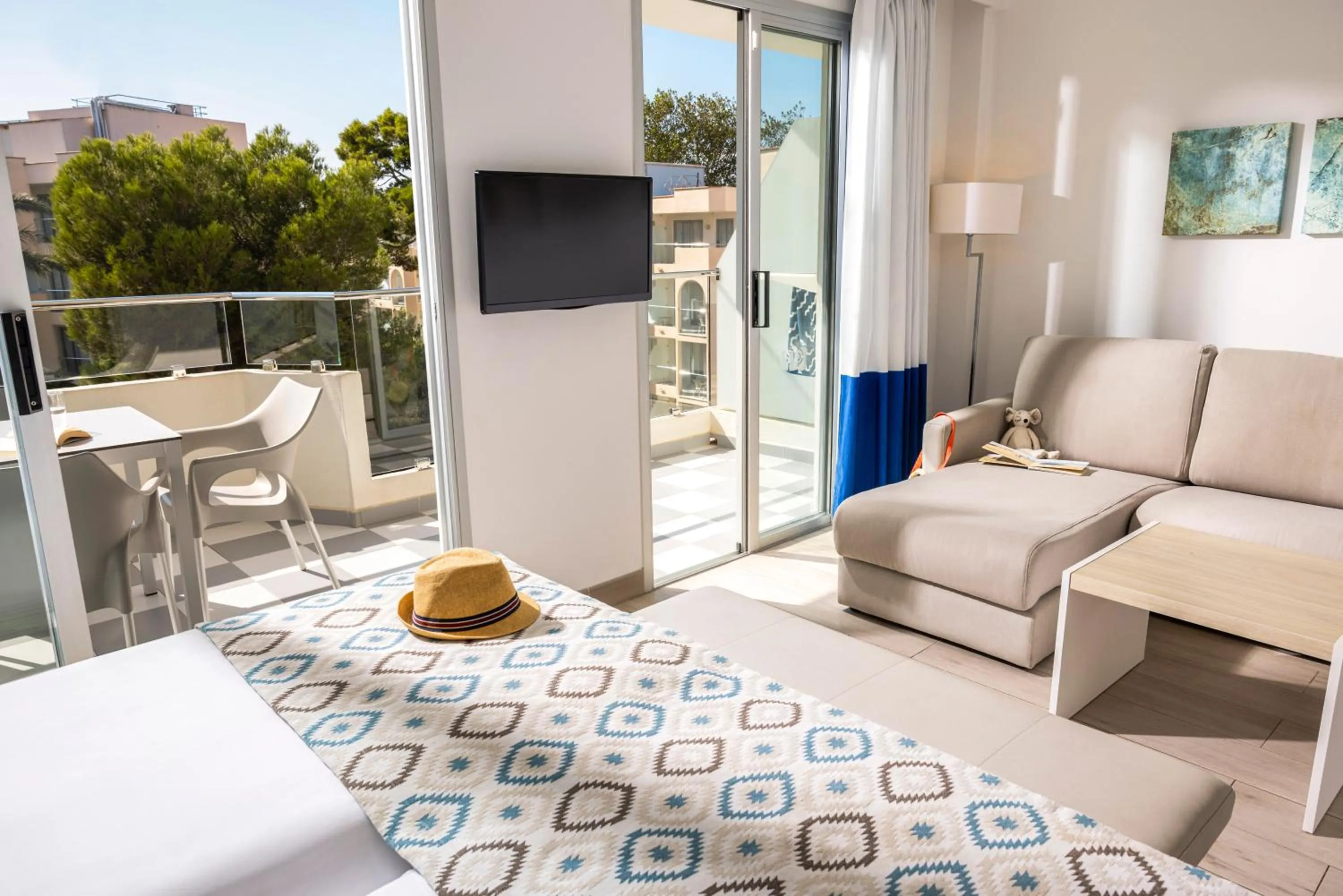 Bedroom in Grupotel Alcudia Pins