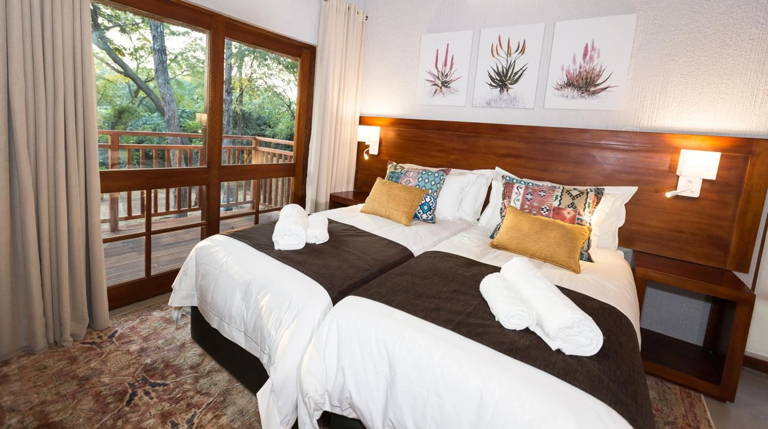 Bedroom, Bed in Kruger Park Lodge Unit No. 612
