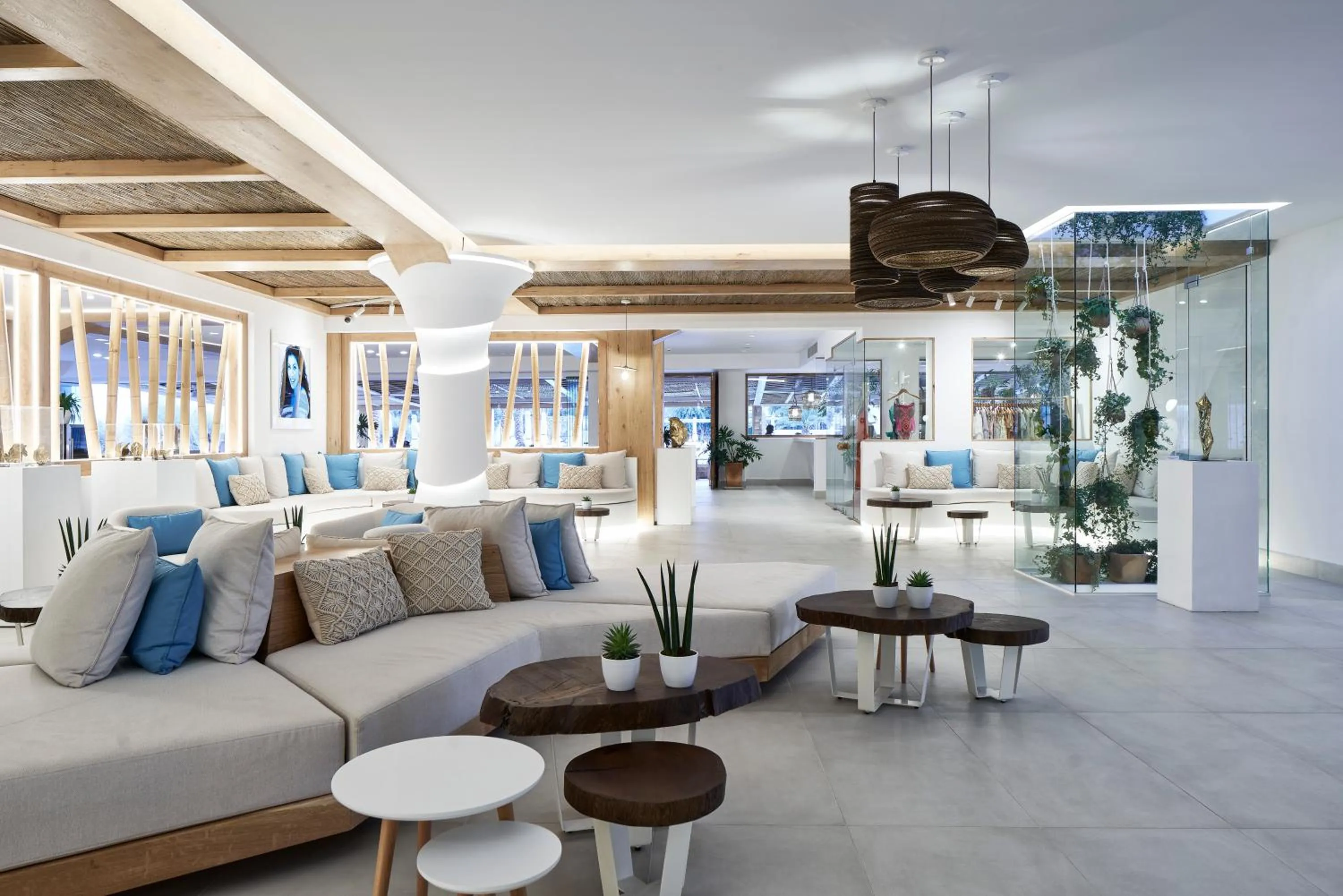 Lobby or reception in Nikki Beach Resort & Spa Santorini