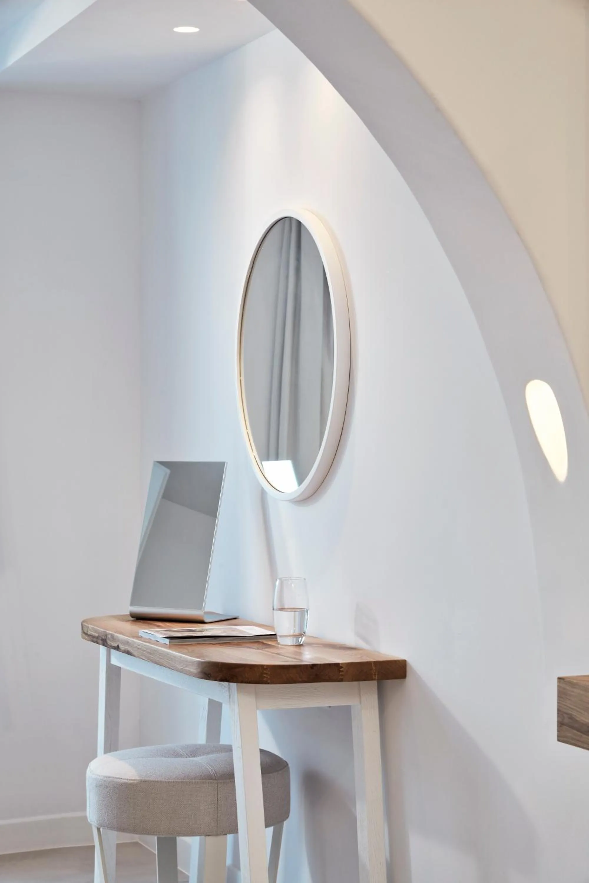 Decorative detail in Nikki Beach Resort & Spa Santorini