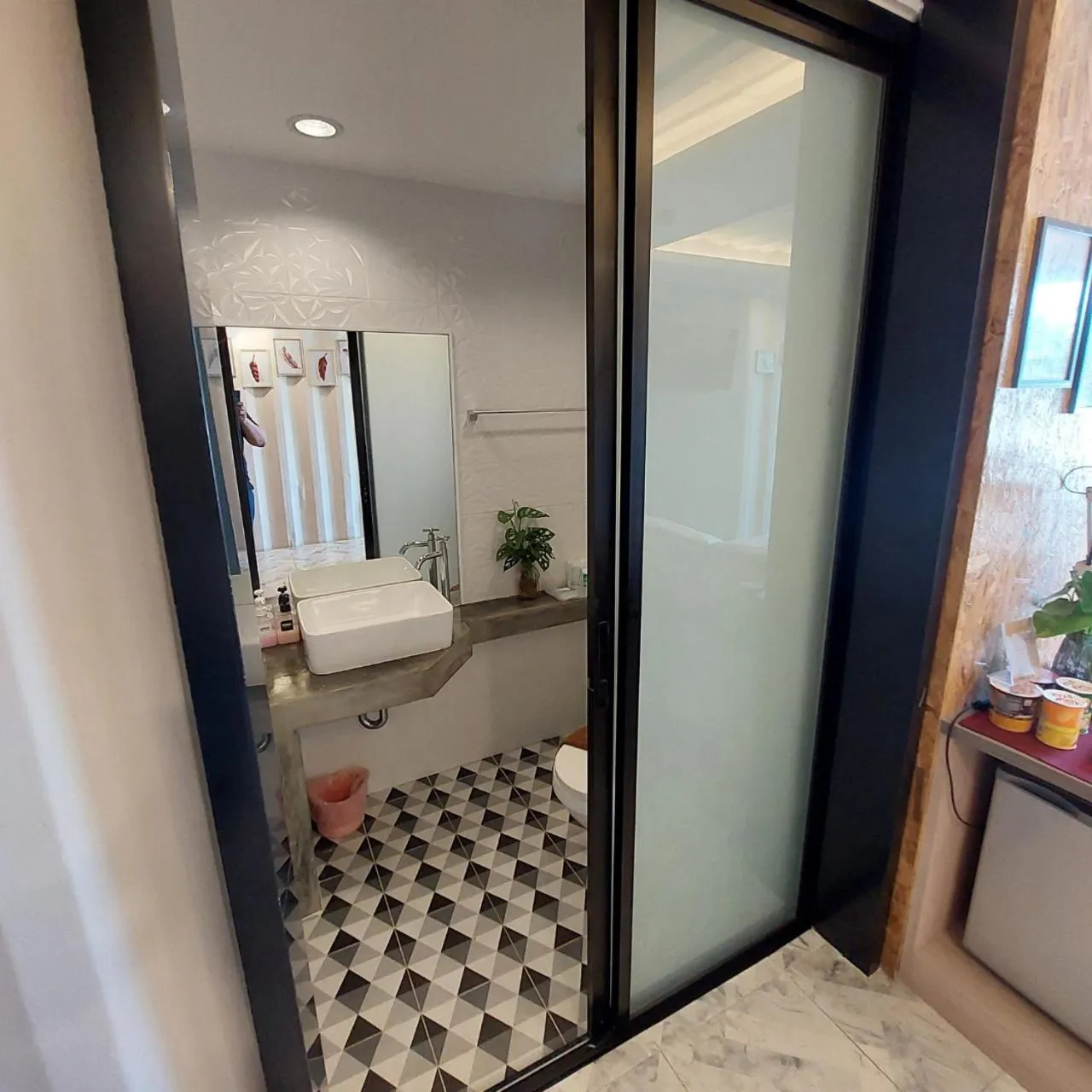 Bathroom in Kipbox Hotel Trang