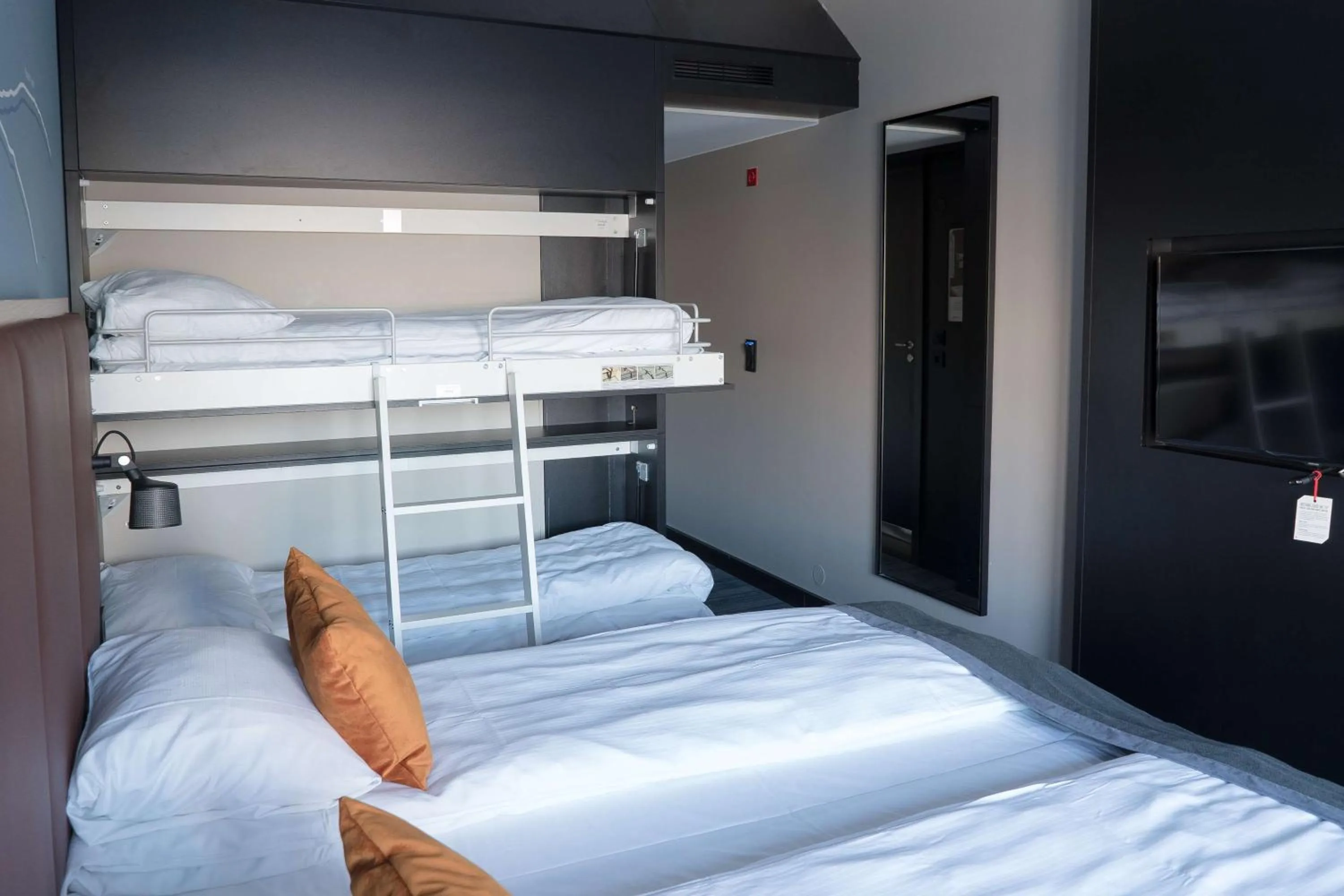 Bedroom, Bed in Scandic Ishavshotel