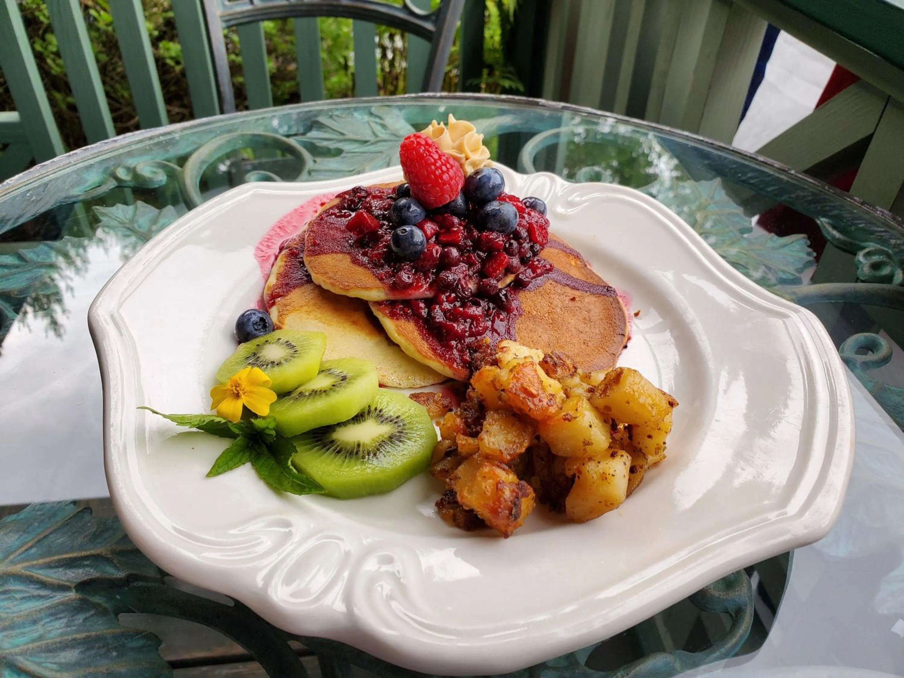 American breakfast in The Primrose