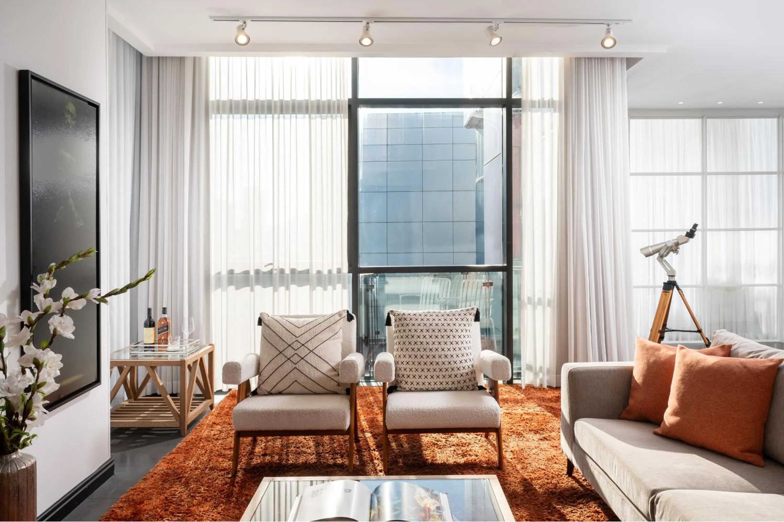 Seating area in Leonardo Boutique Hotel Tel Aviv