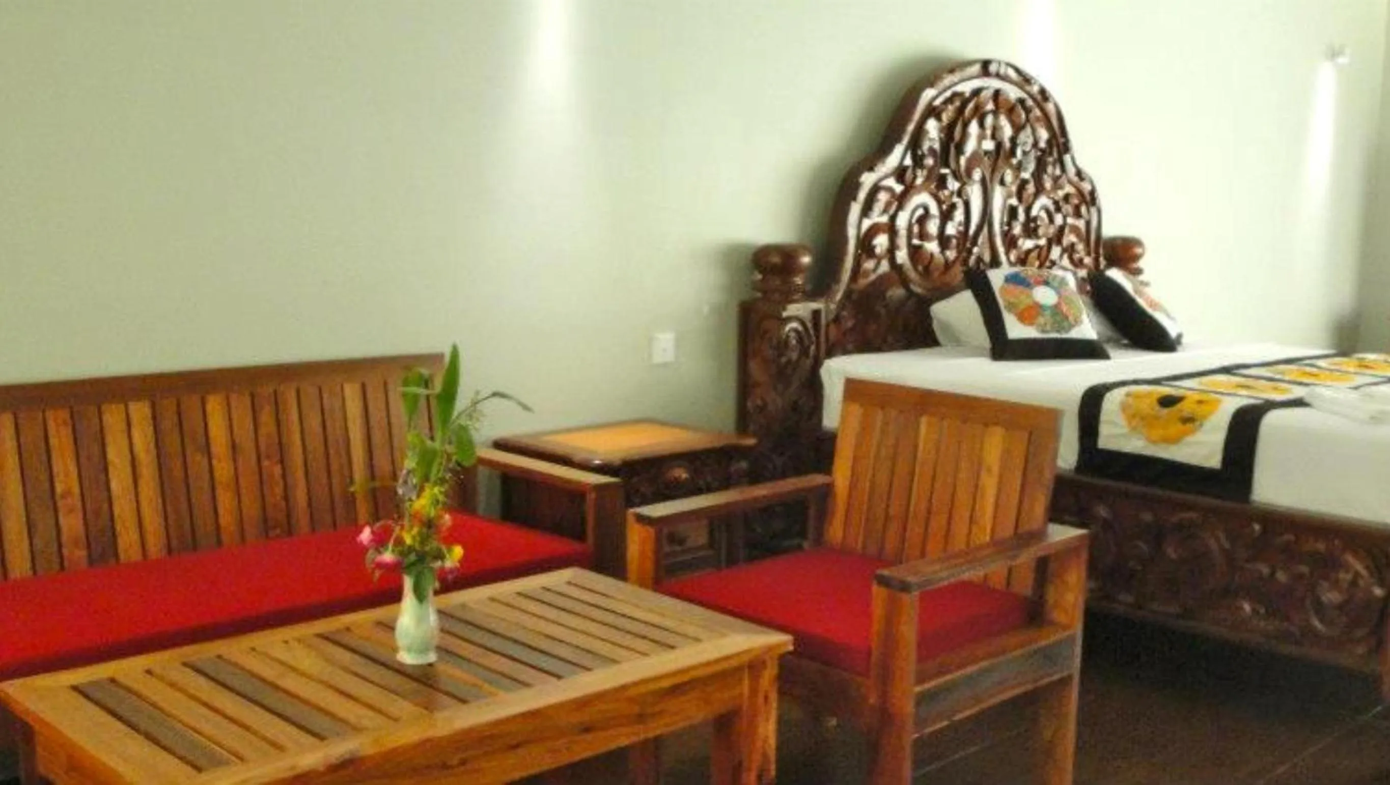 Bed in Memoria Palace & Resort