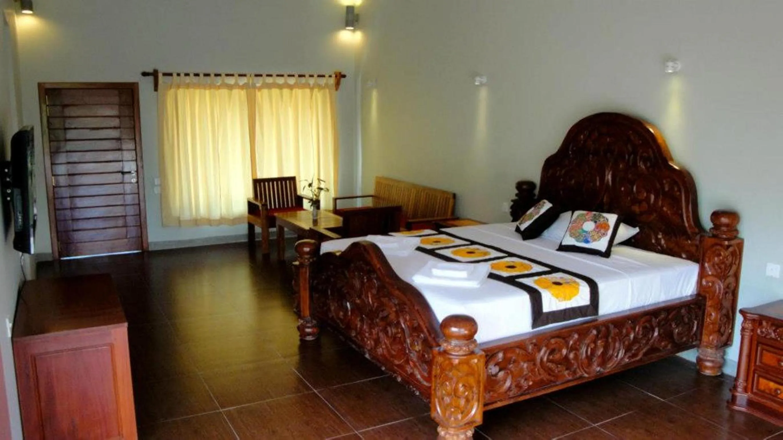 Photo of the whole room, Bed in Memoria Palace & Resort