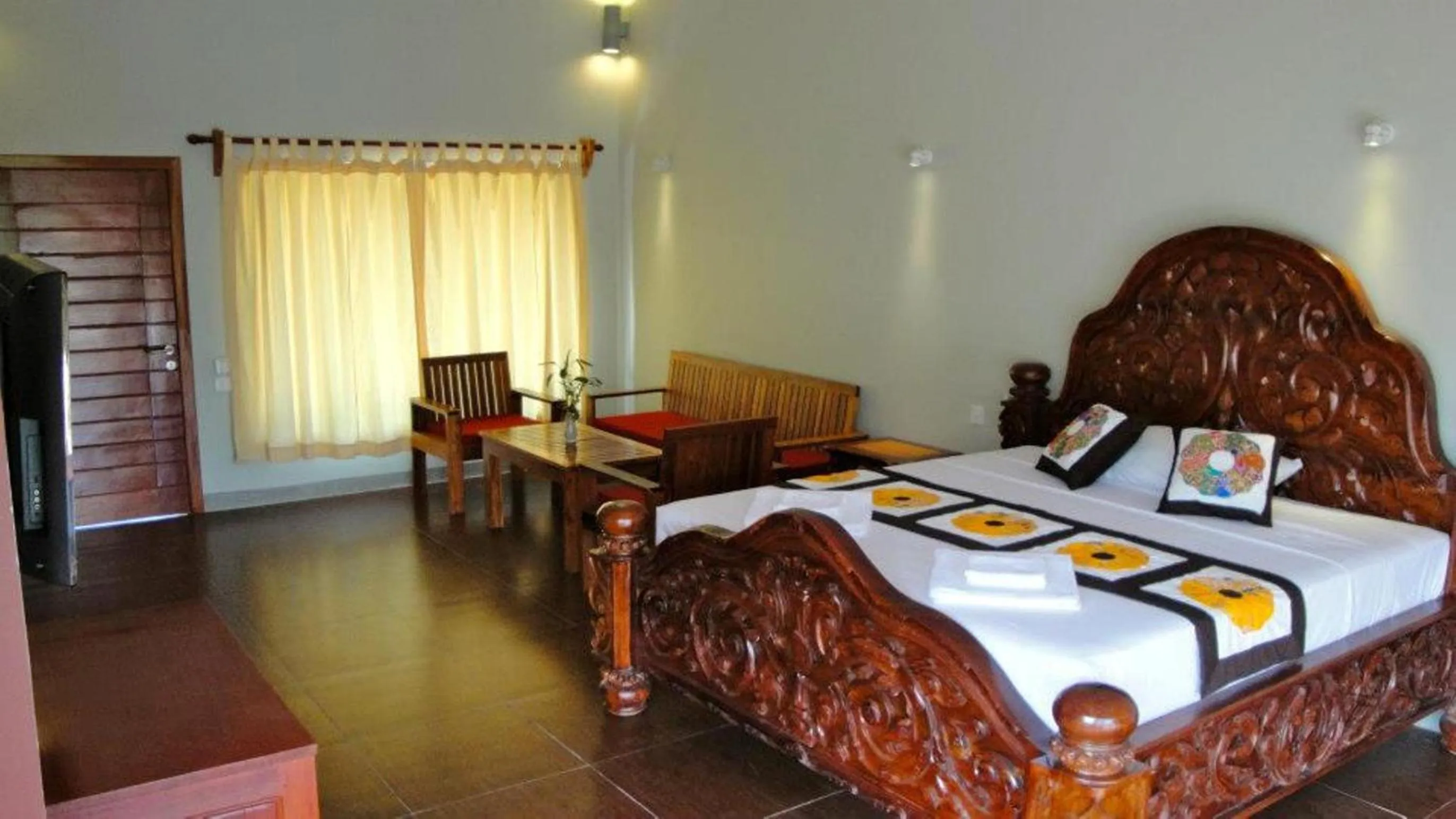 Bedroom, Bed in Memoria Palace & Resort