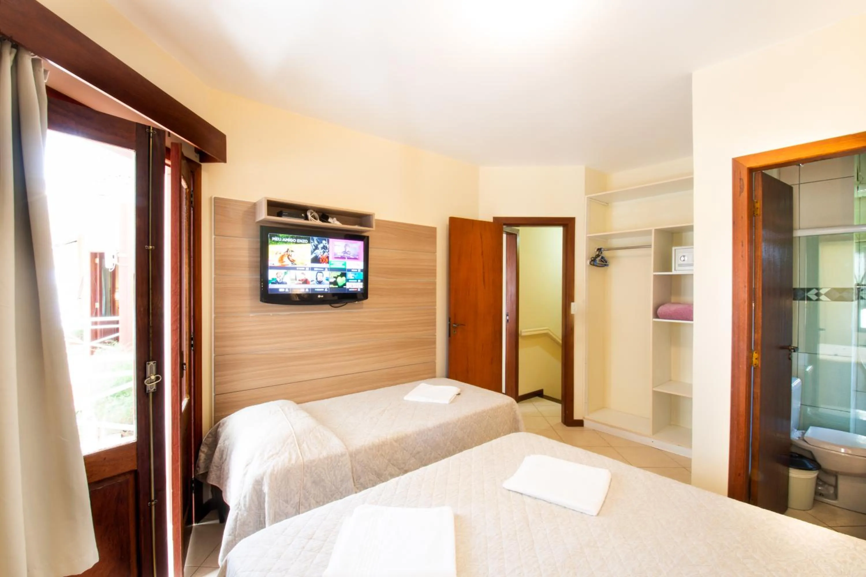 Bedroom, Bed in Pousada Cristalmar