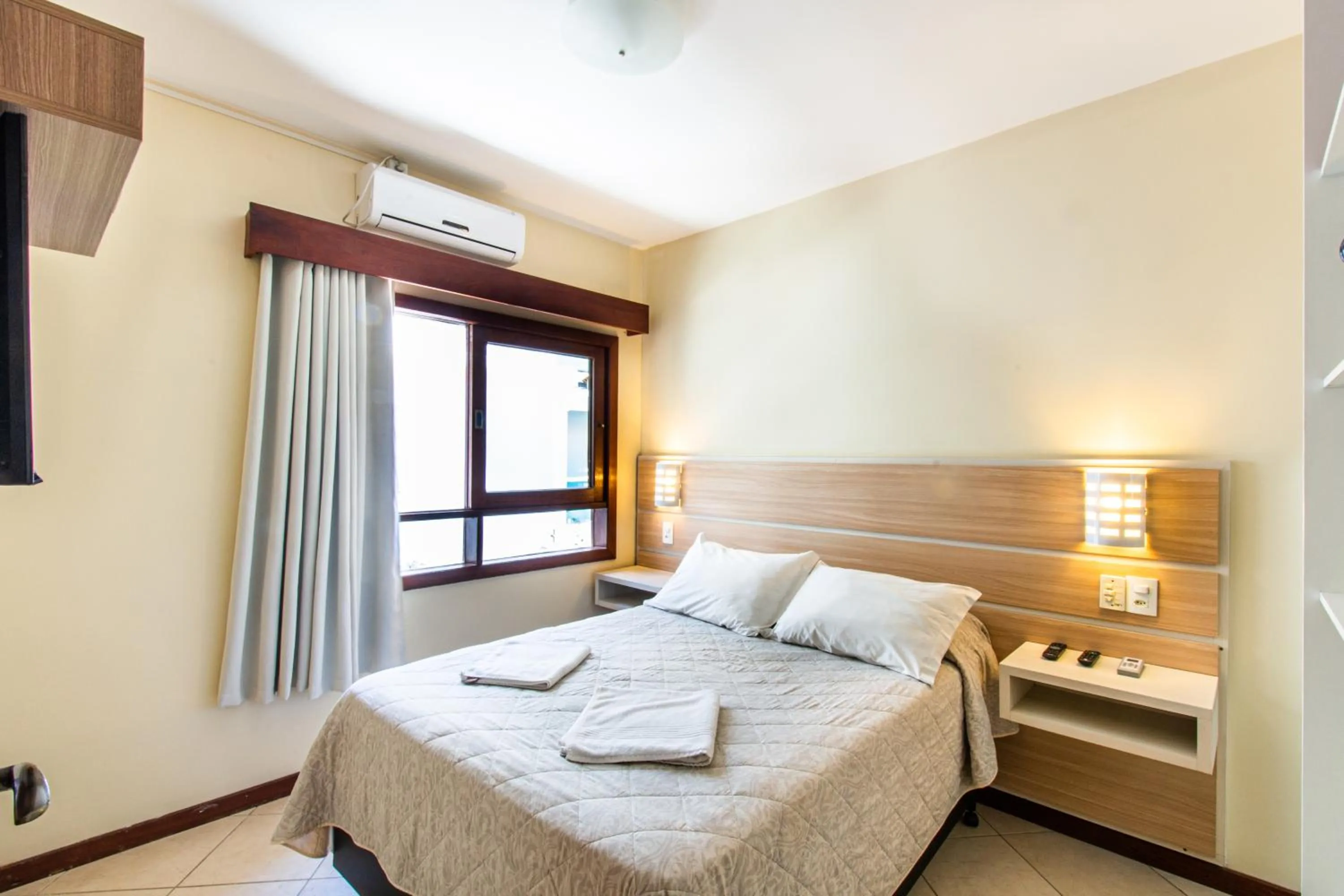 Bedroom, Bed in Pousada Cristalmar