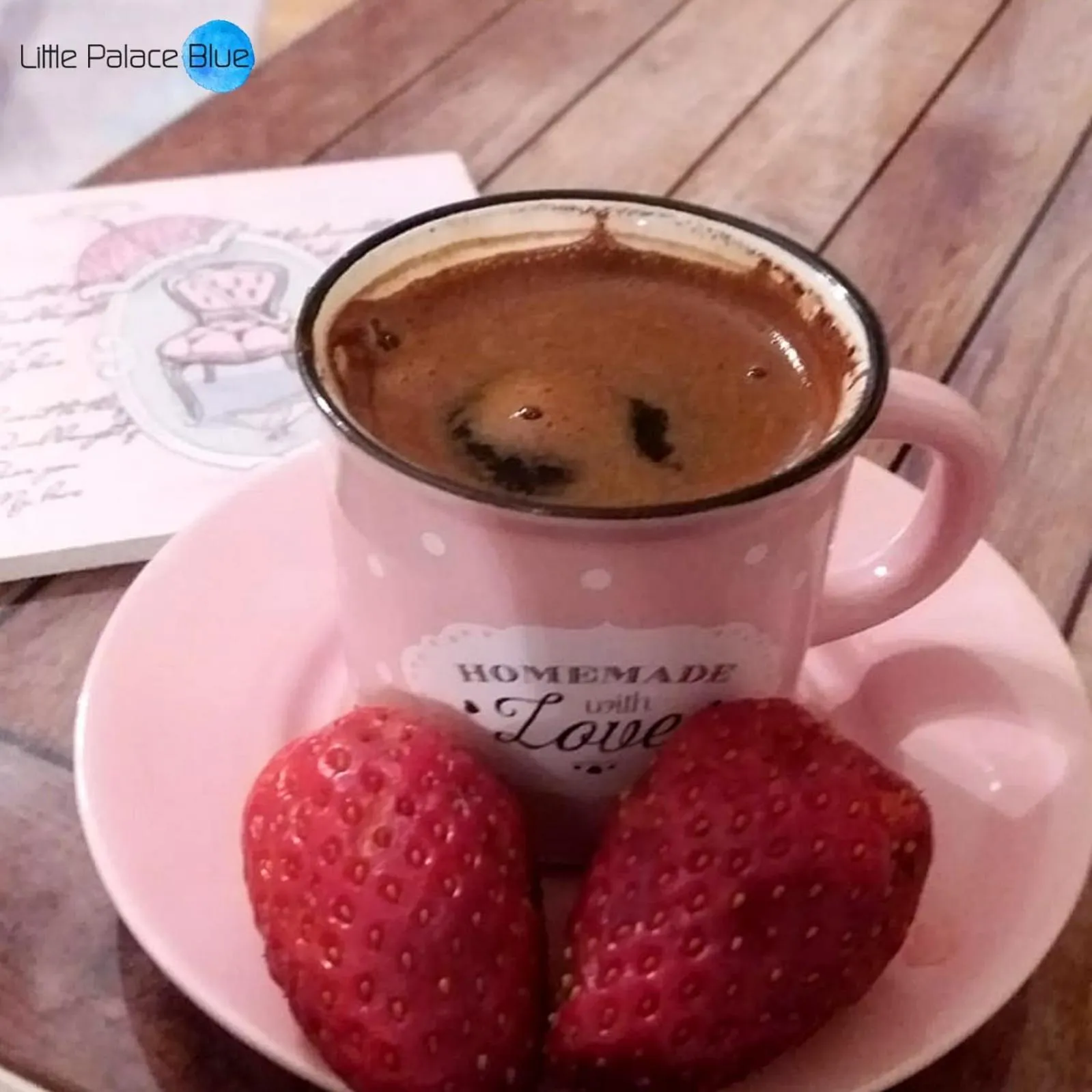 Coffee/tea facilities in Little Palace Blue Apartment