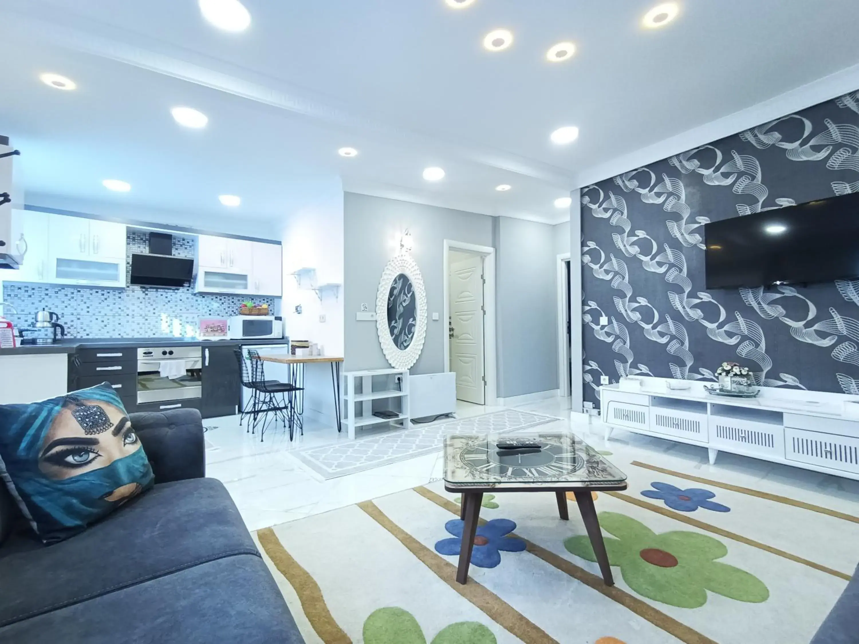 Suite with Garden View in Little Palace Blue Apartment Suite with Garden View in Little Palace Blue Apartment