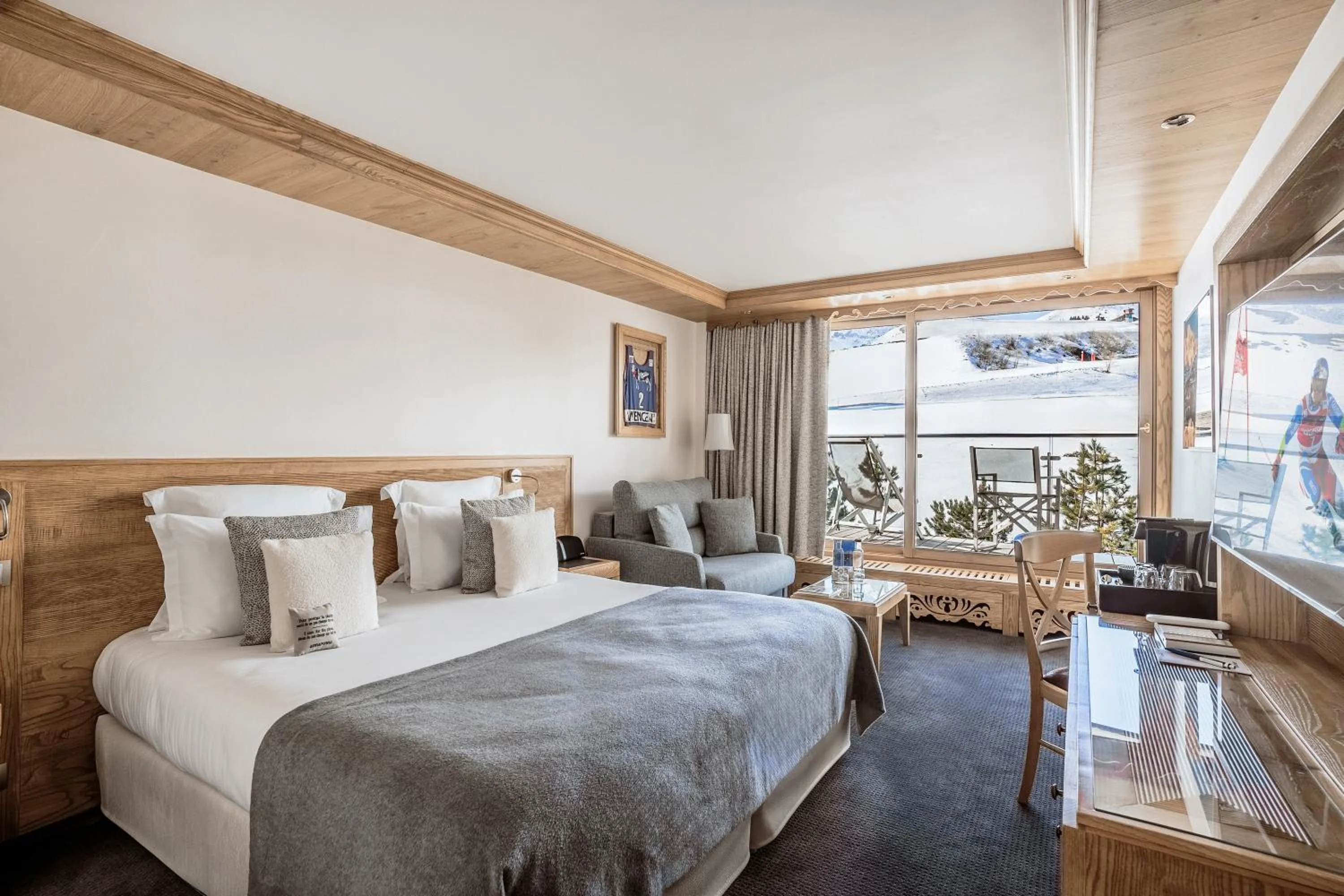 Bedroom, Bed in Hotel Annapurna