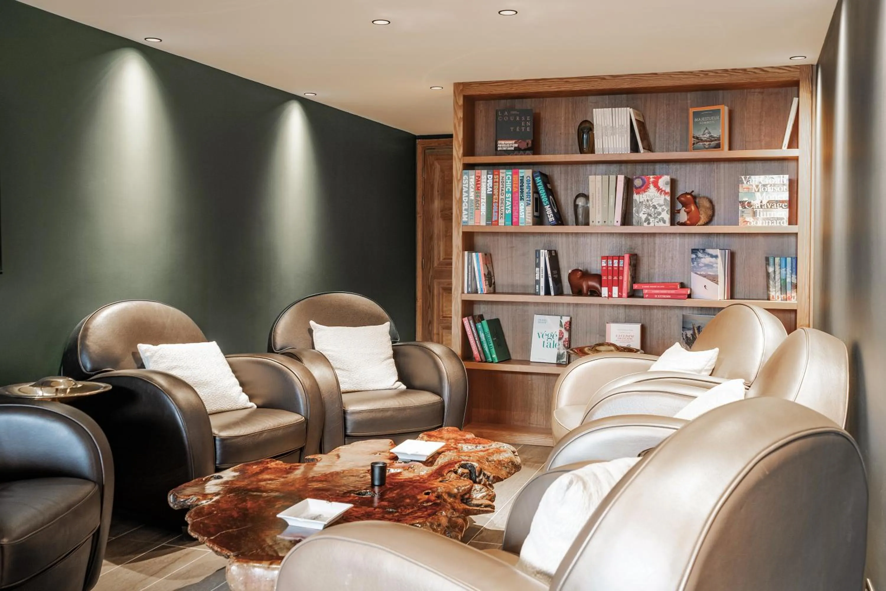 Lounge or bar in Hotel Annapurna