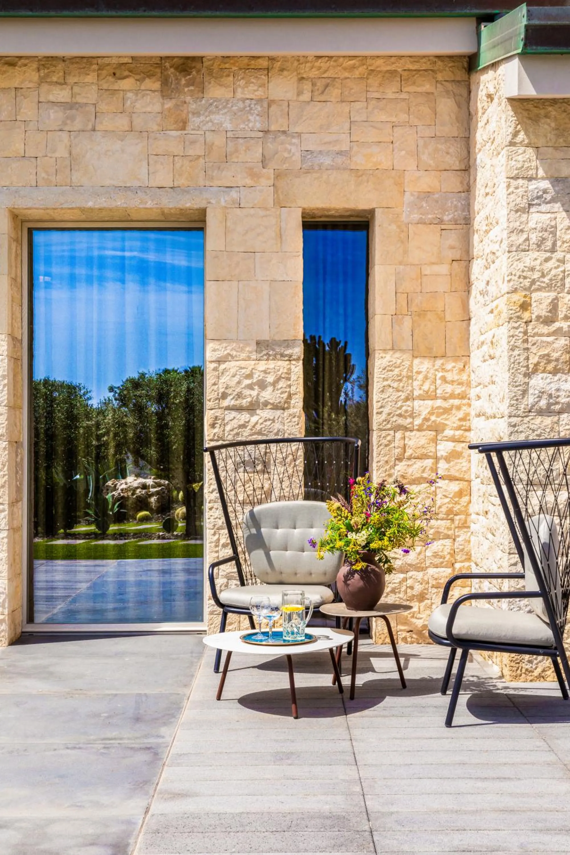 Property building in Minareto