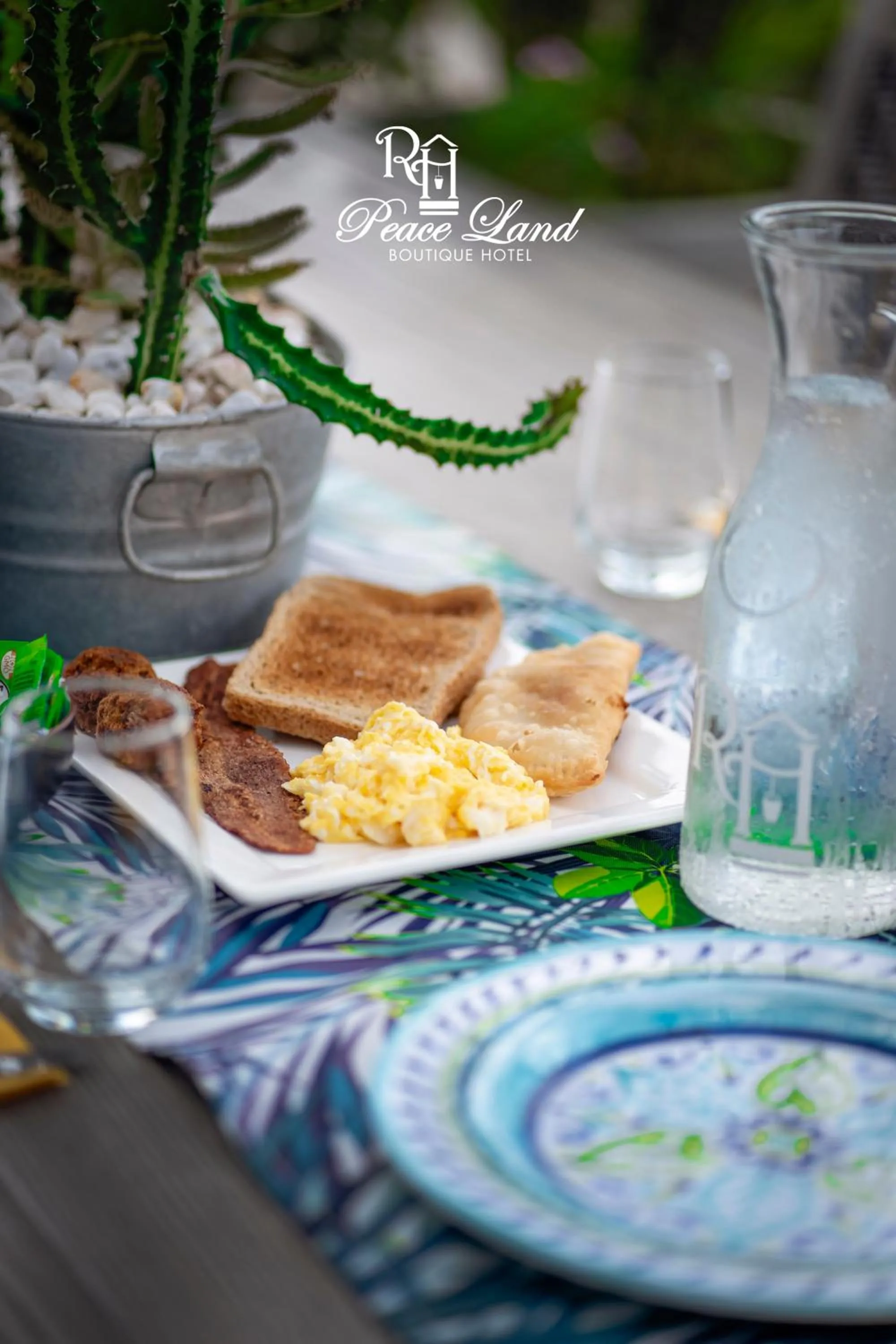 Food in Hotel RH Boutique Aruba