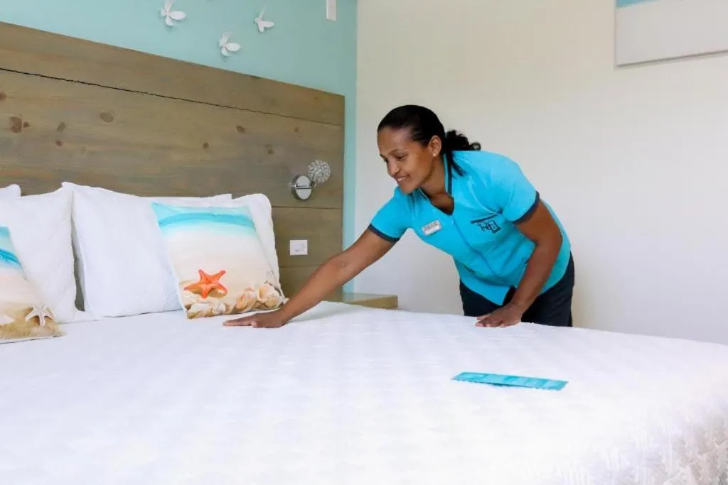 room service, Bed in Hotel RH Boutique Aruba