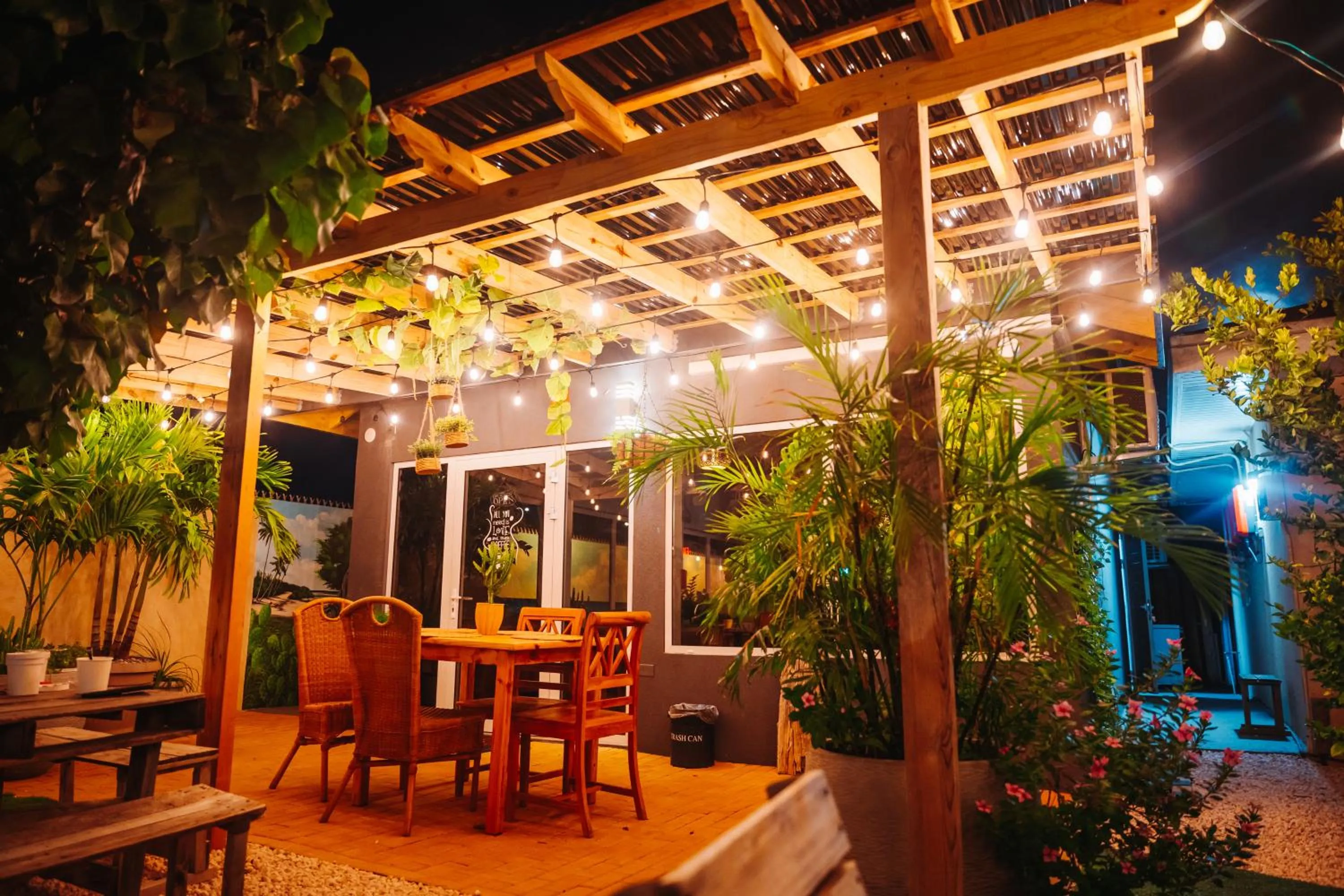 Patio in Hotel RH Boutique Aruba