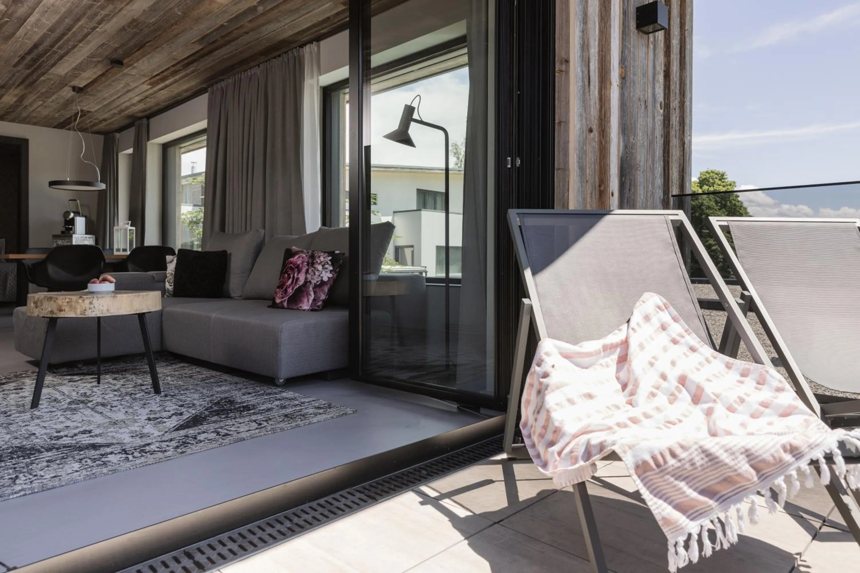 Living room in GOING TRIPLE A apartments WEST