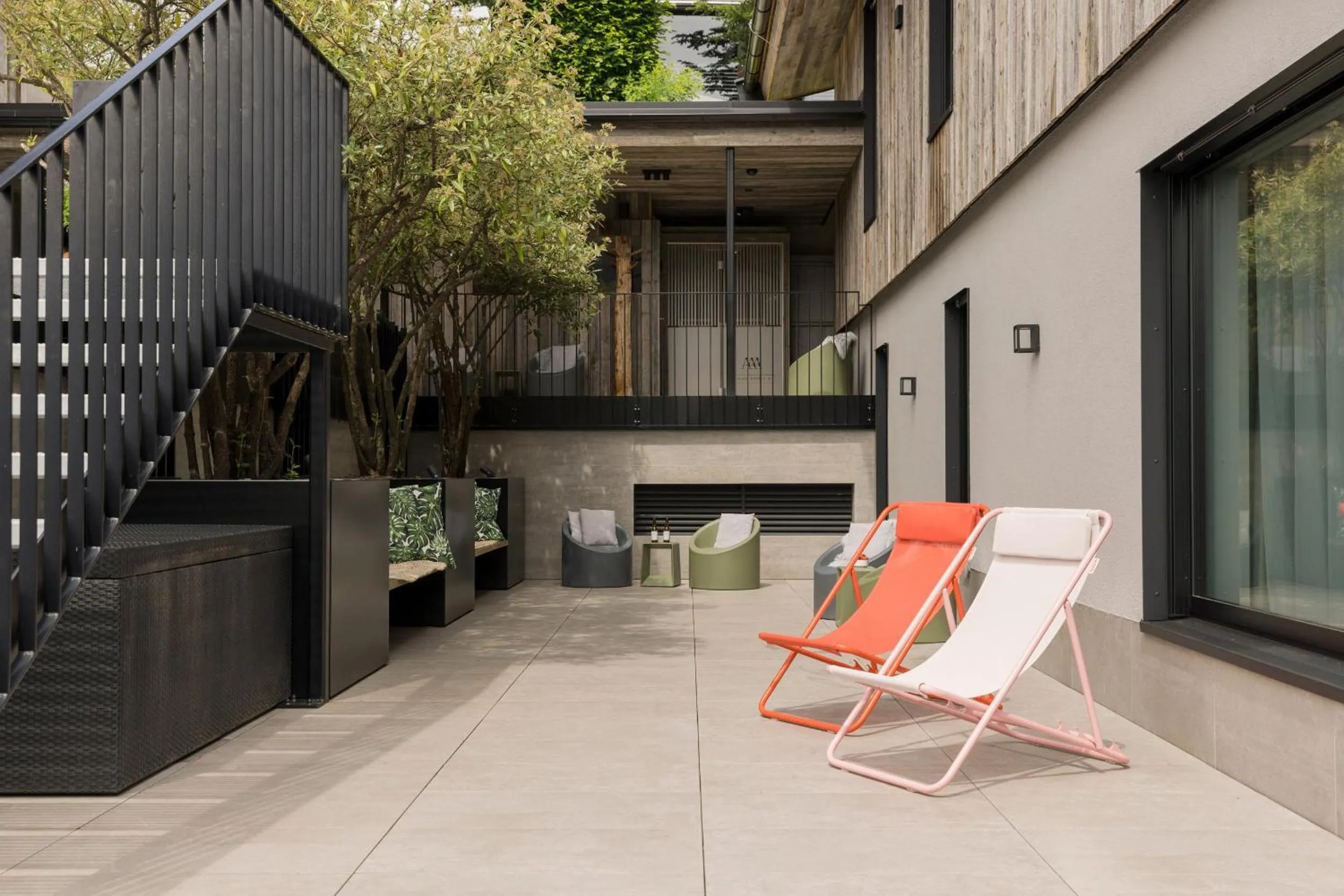 Balcony/Terrace in GOING TRIPLE A apartments WEST