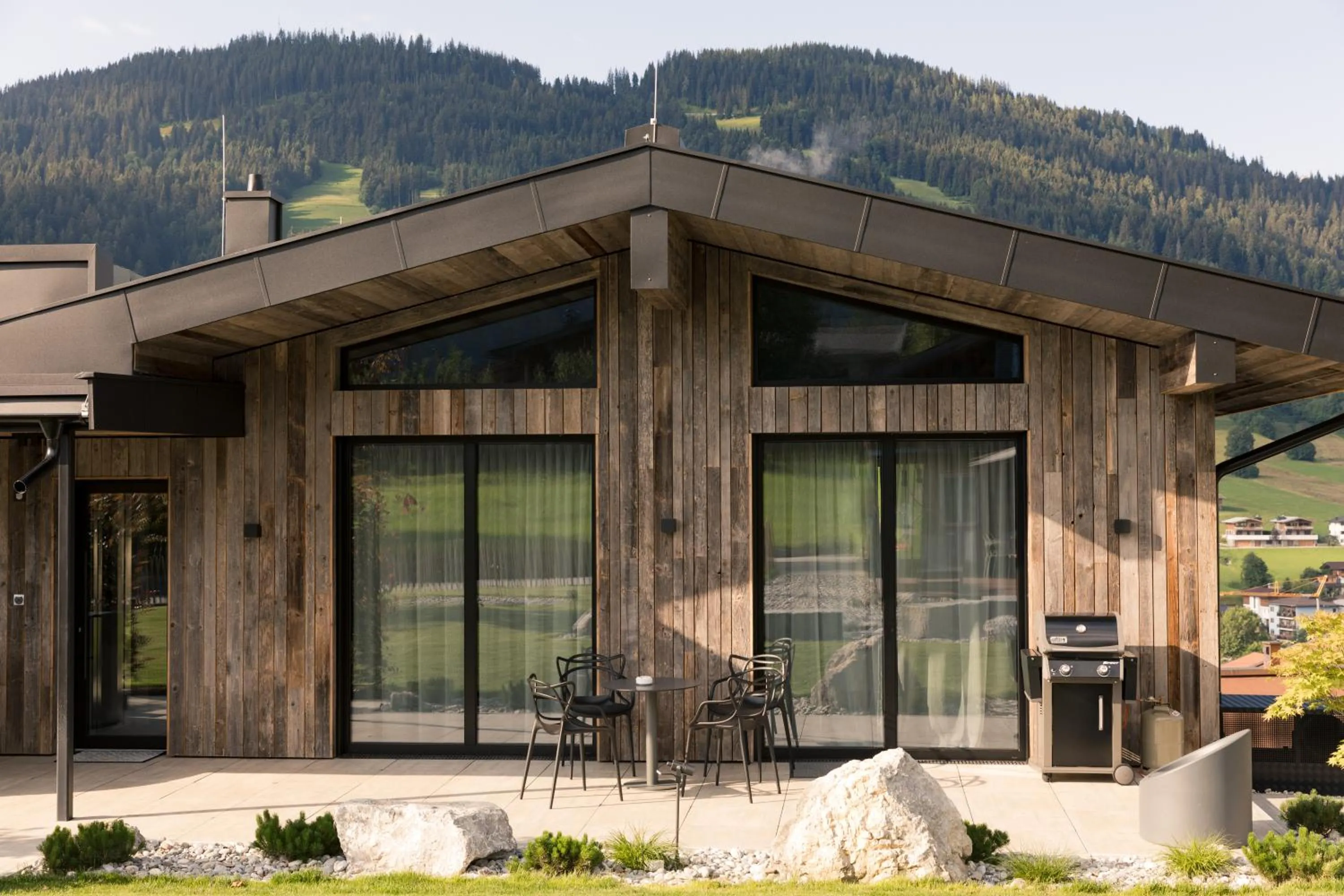 Balcony/Terrace in GOING TRIPLE A apartments WEST