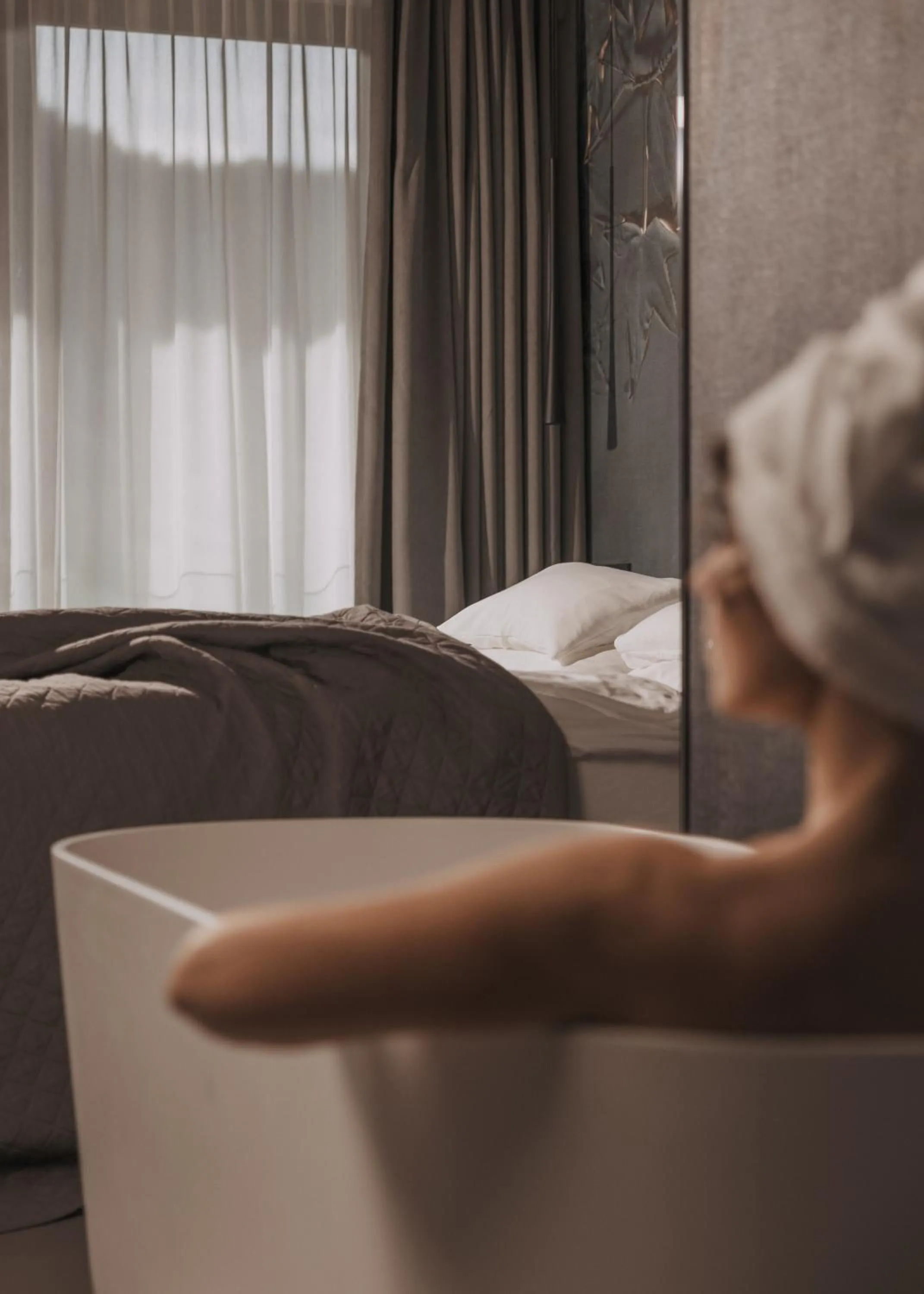 Bathroom, Bed in GOING TRIPLE A apartments WEST