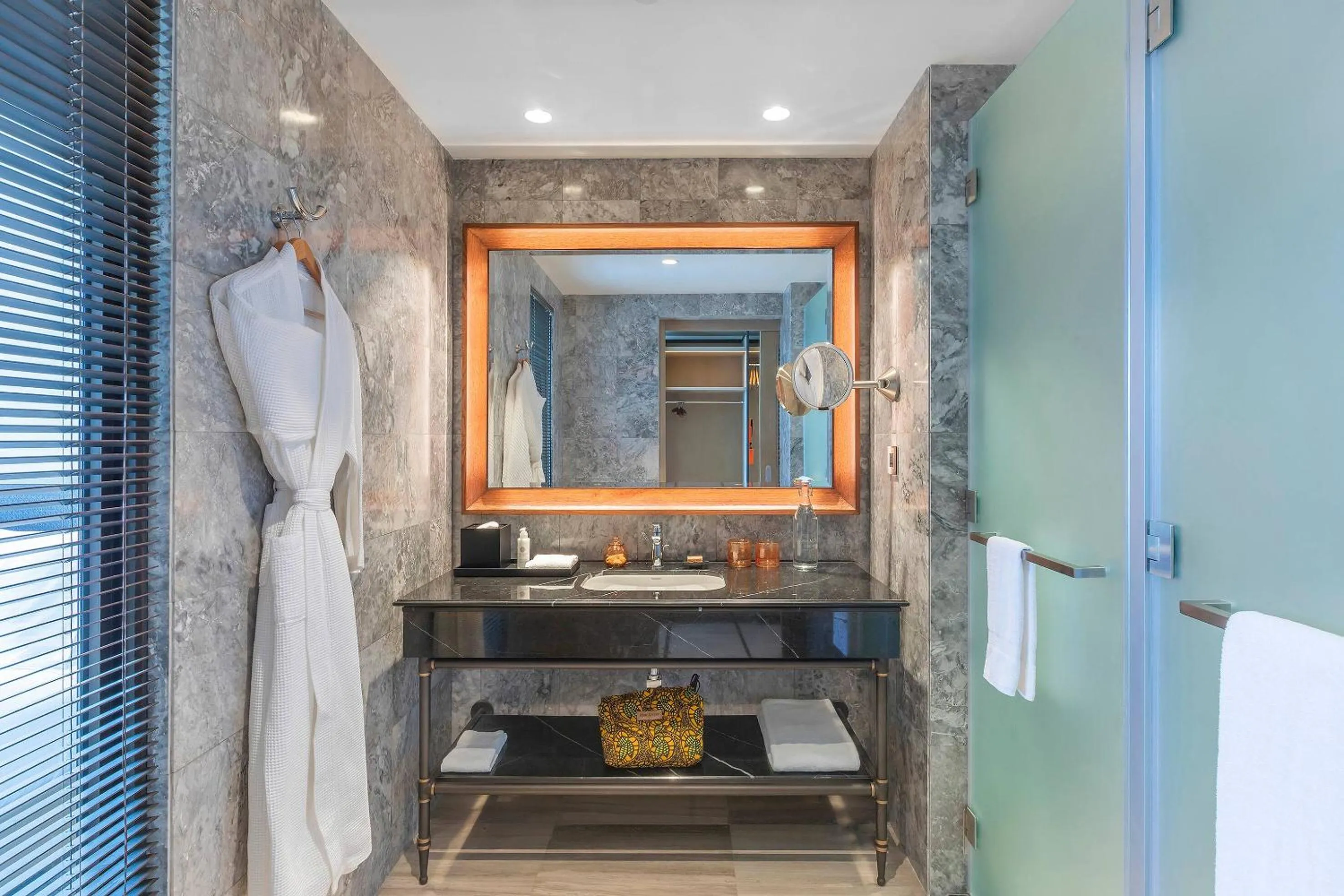 Kitchen or kitchenette in Gran Meliá Arusha