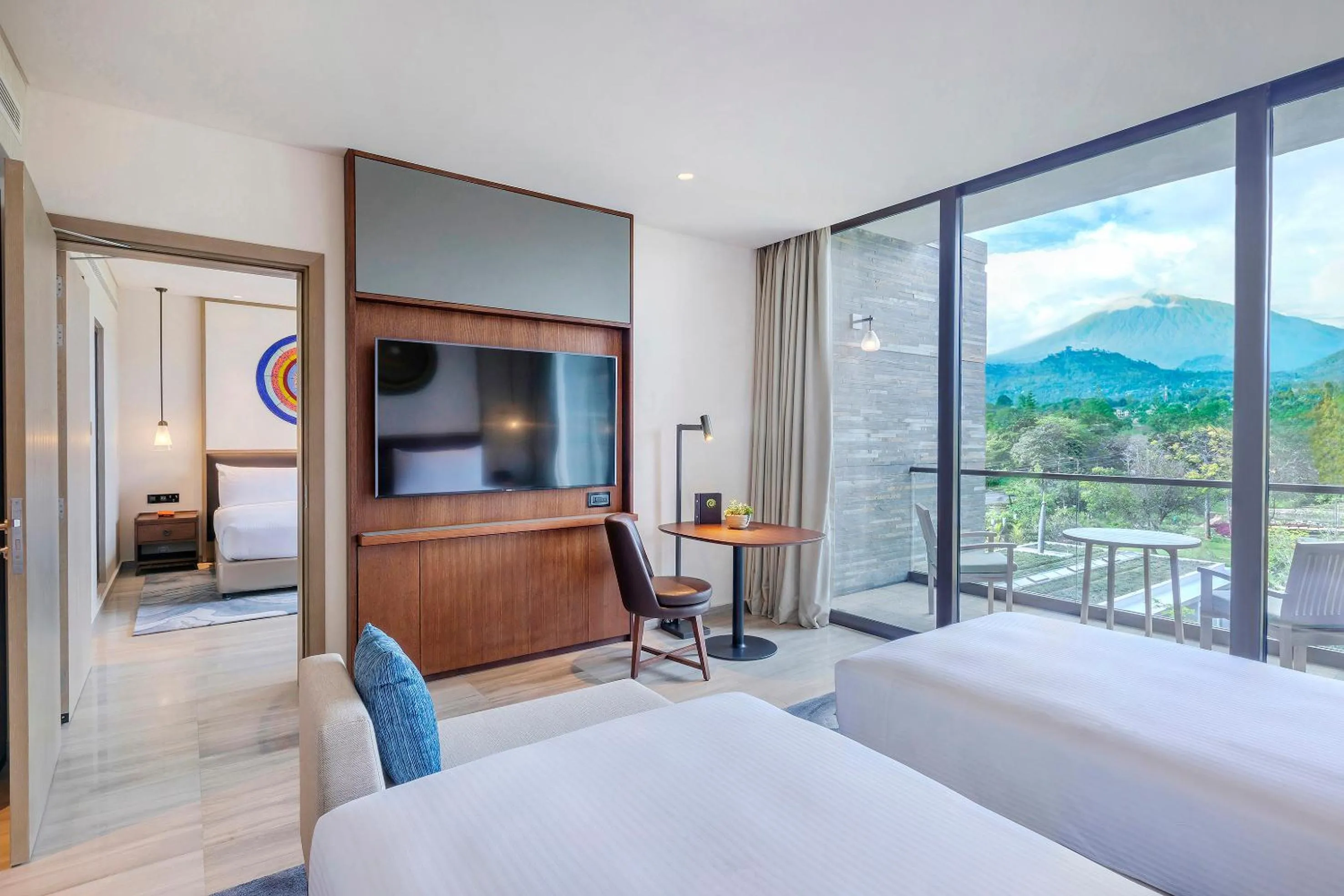 Bed in Gran Melia Arusha