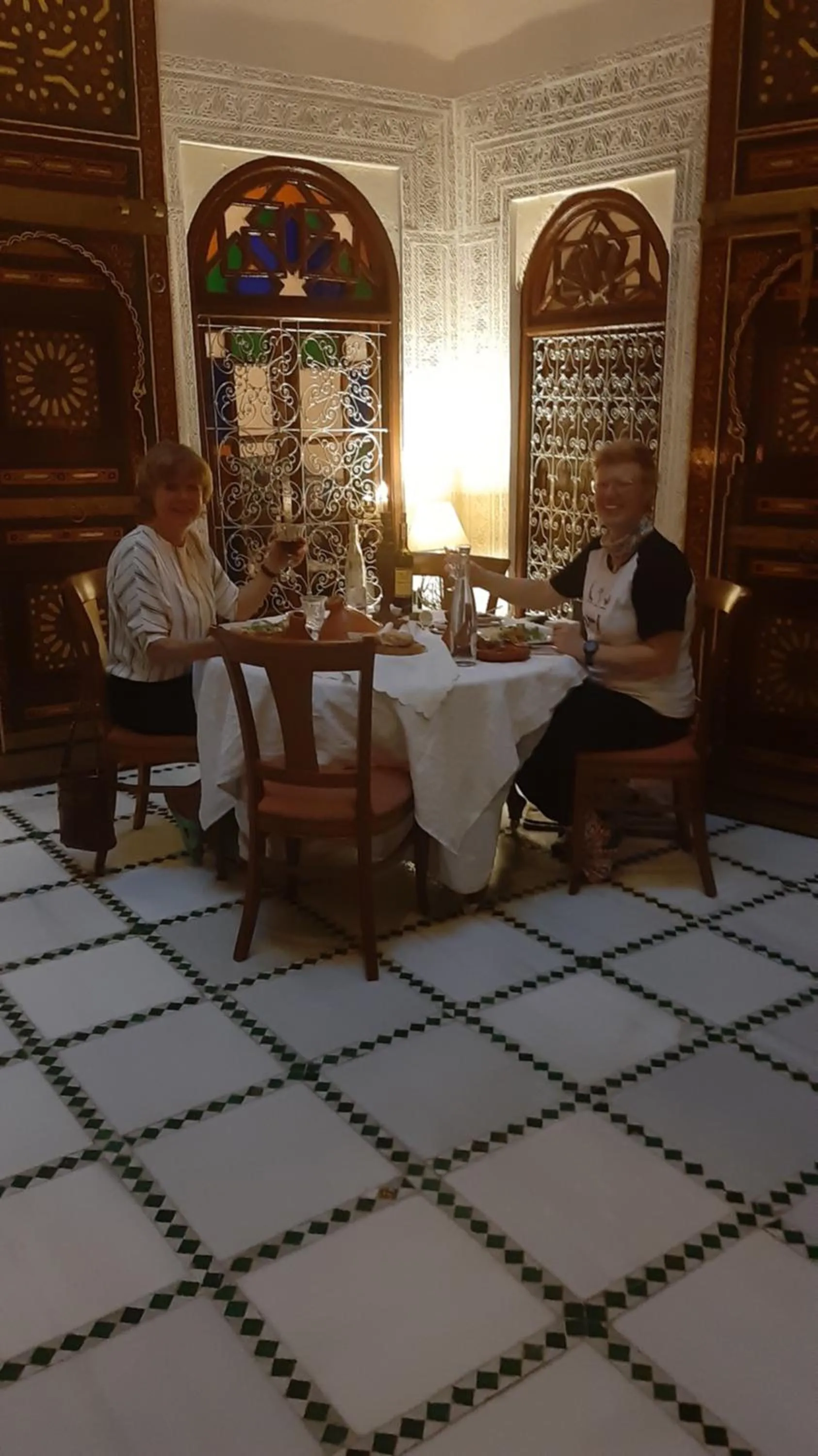 Restaurant/places to eat in Riad AlKATIB Meknès