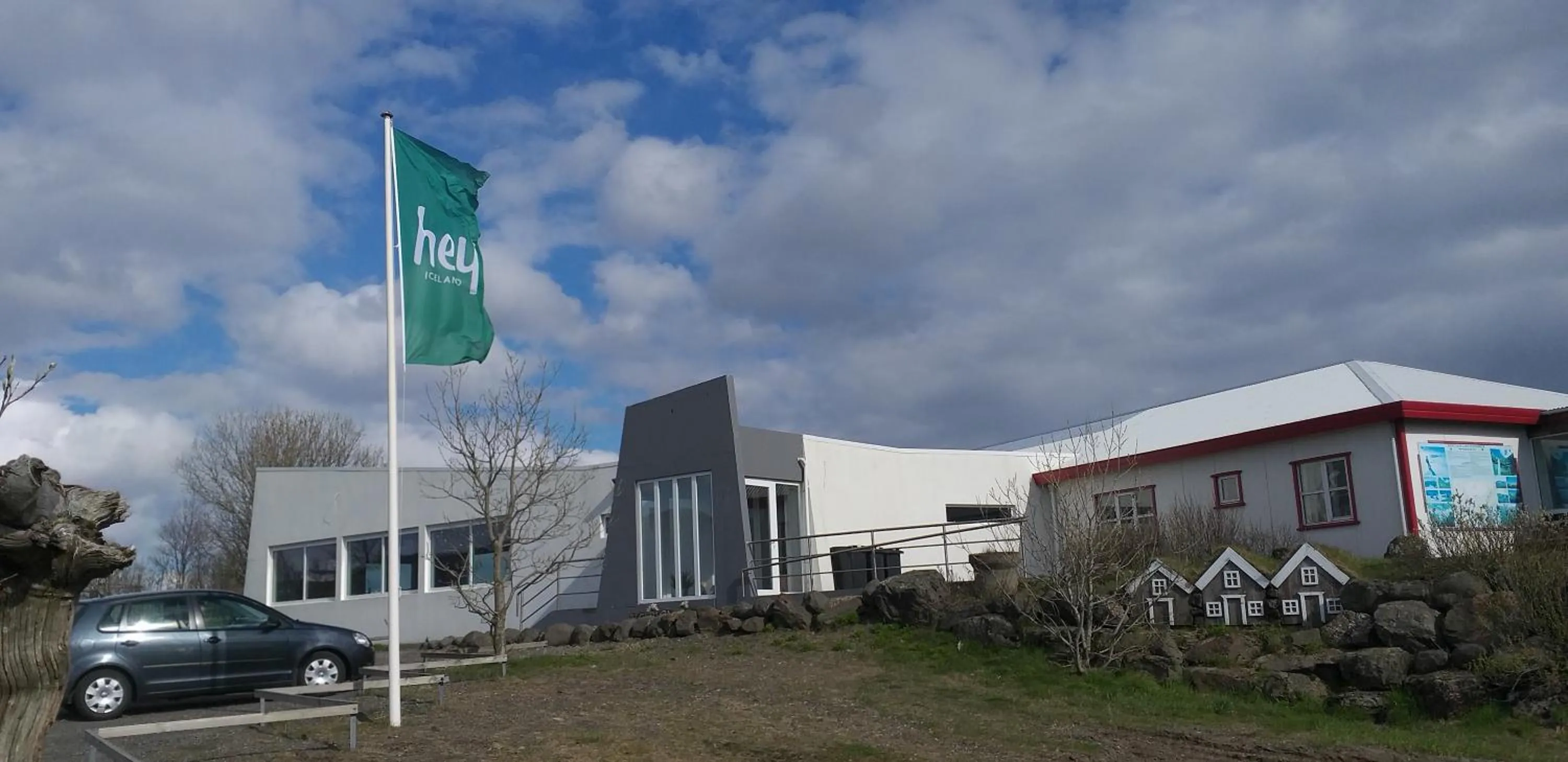 Property building in Brunnholl Country Guesthouse