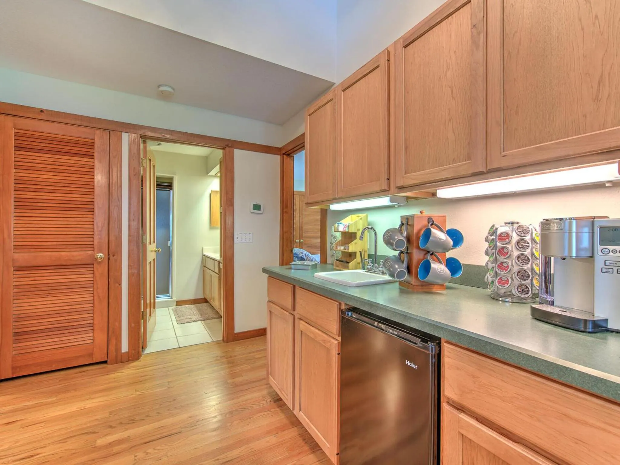 Coffee/tea facilities in Riverbend Retreat Fla