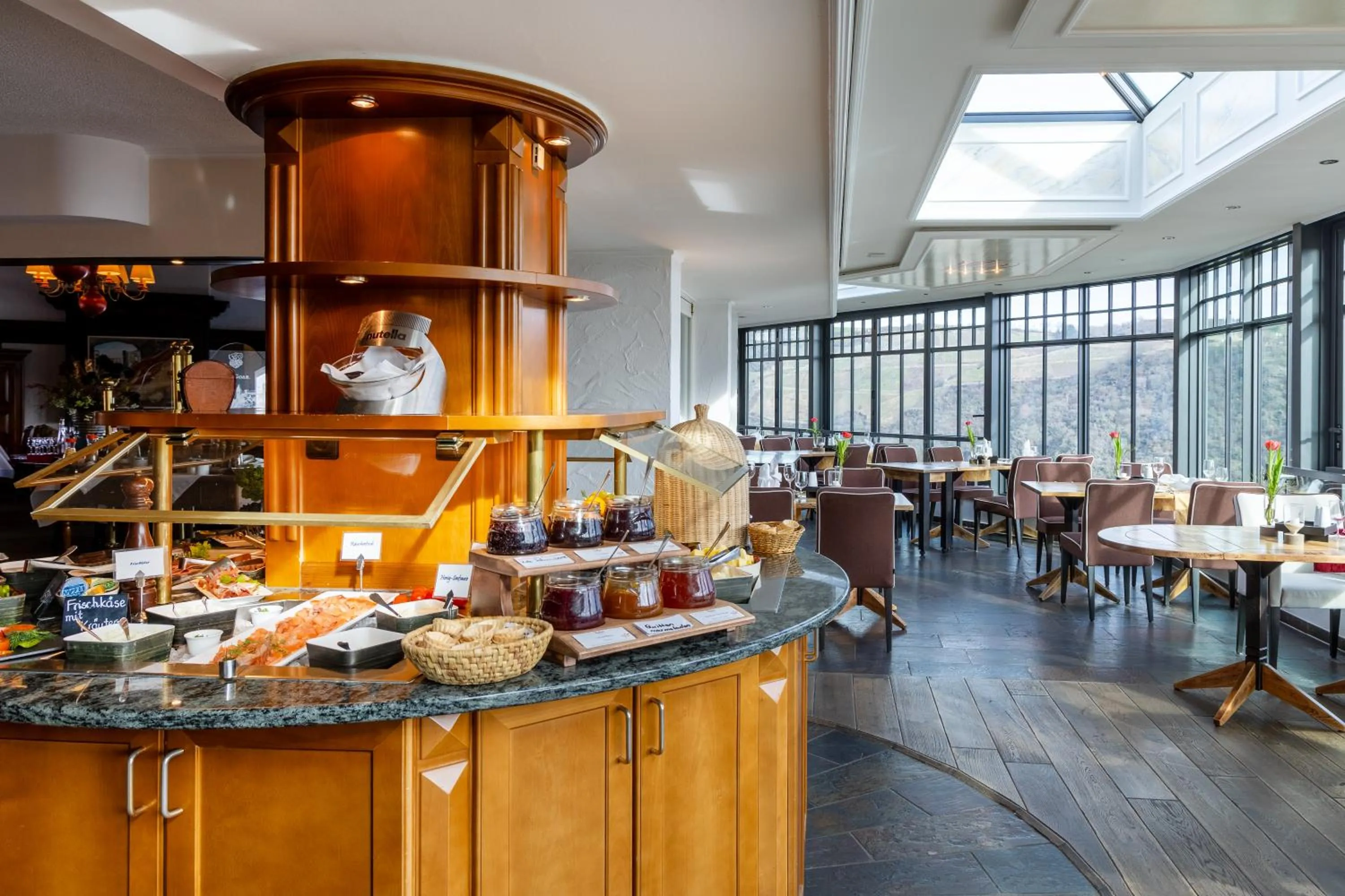 Breakfast in Hotel Schloss Rheinfels