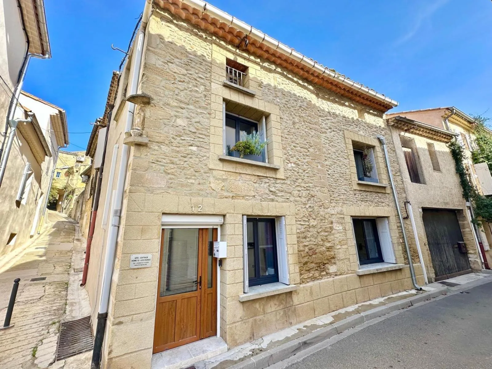 Facade/entrance in Home 12 les Vignes