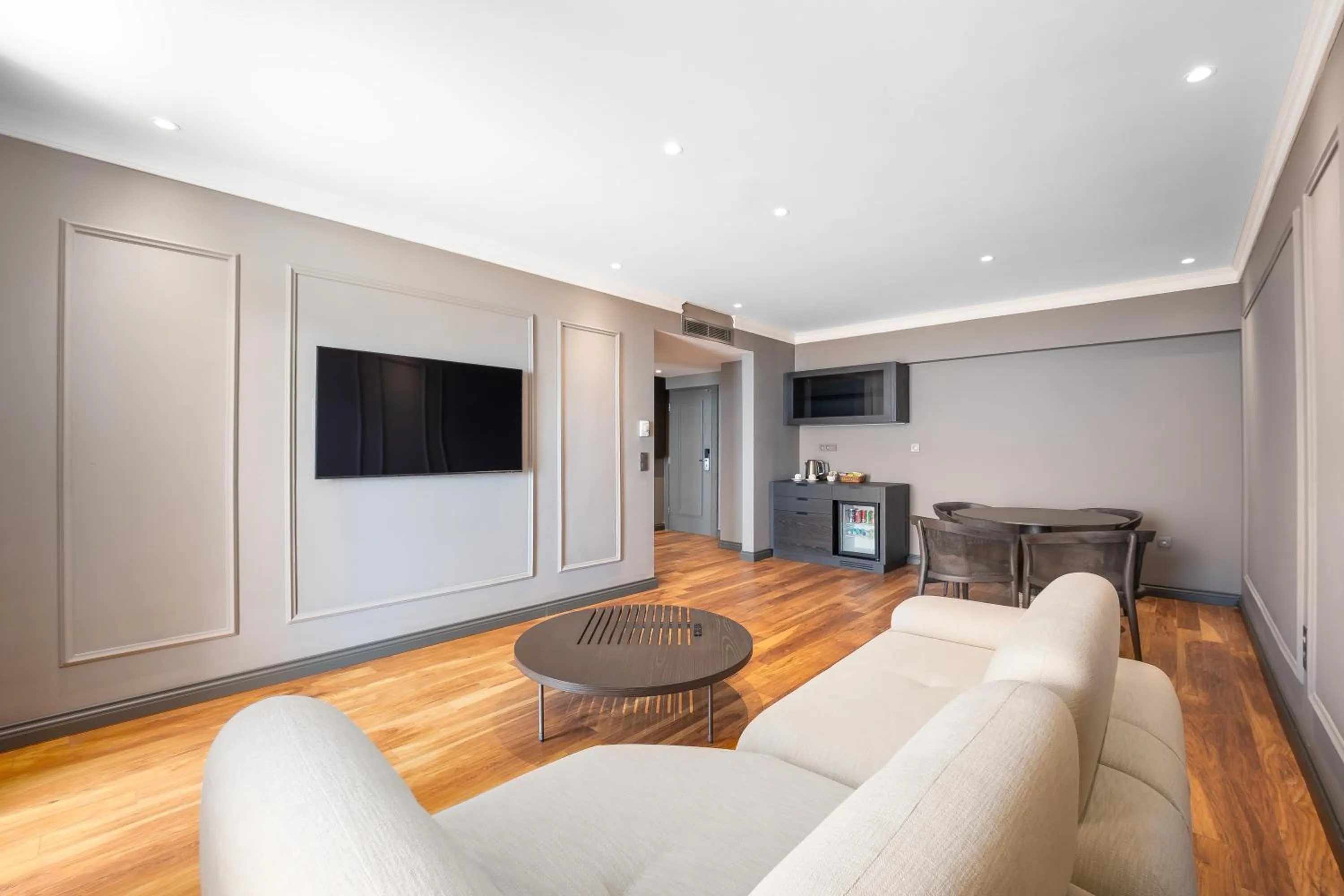 Communal lounge/ TV room in Adora Hotel & Resort