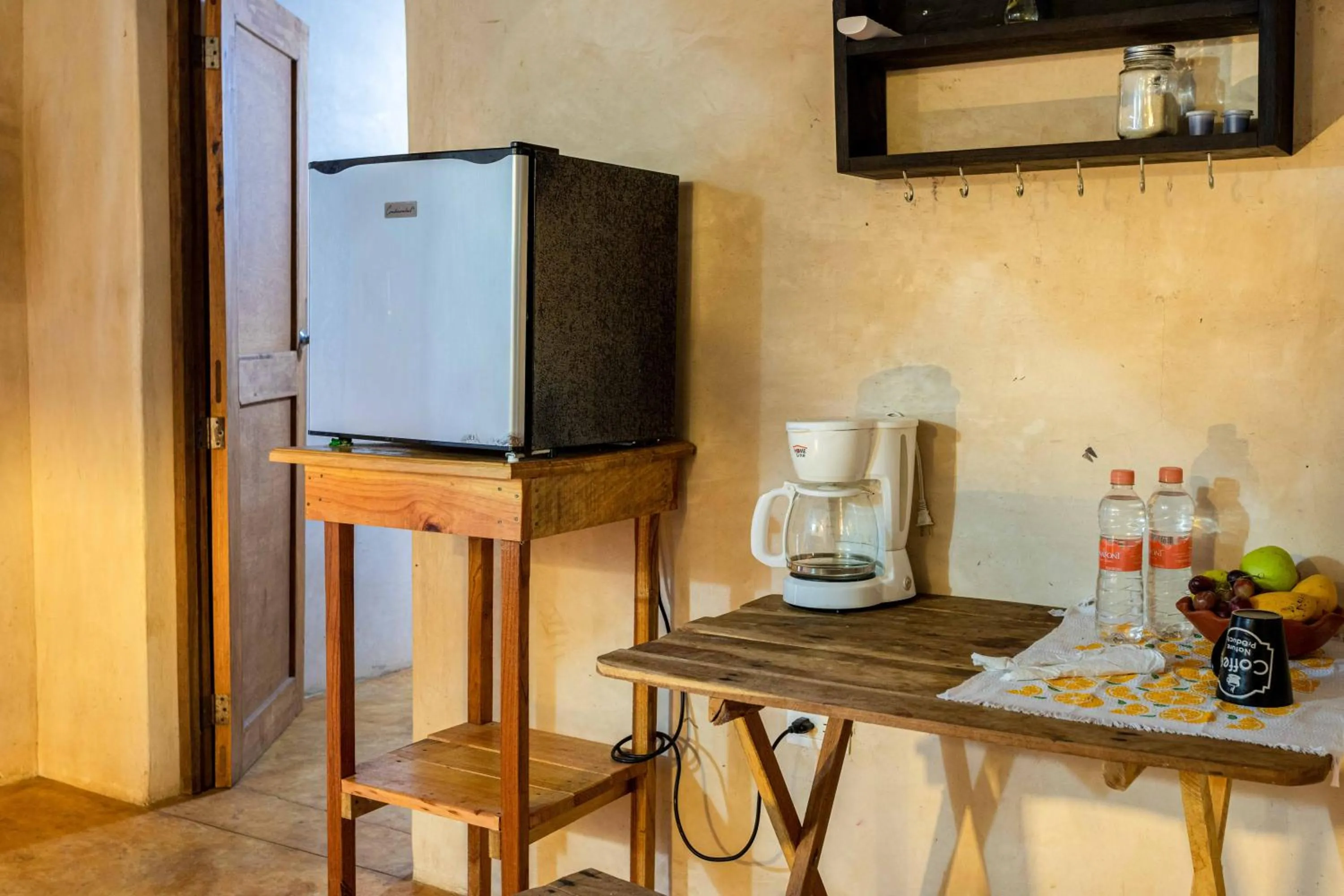 Coffee/tea facilities in Cabañas Santa Cruz Homún