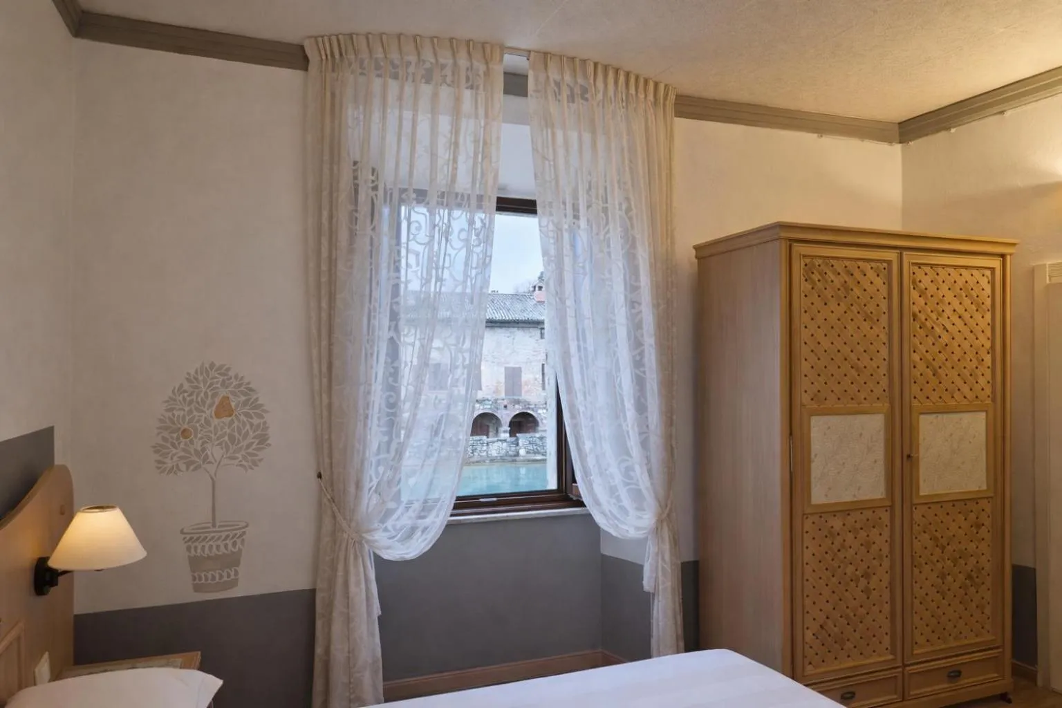 Photo of the whole room, Bed in Albergo Le Terme