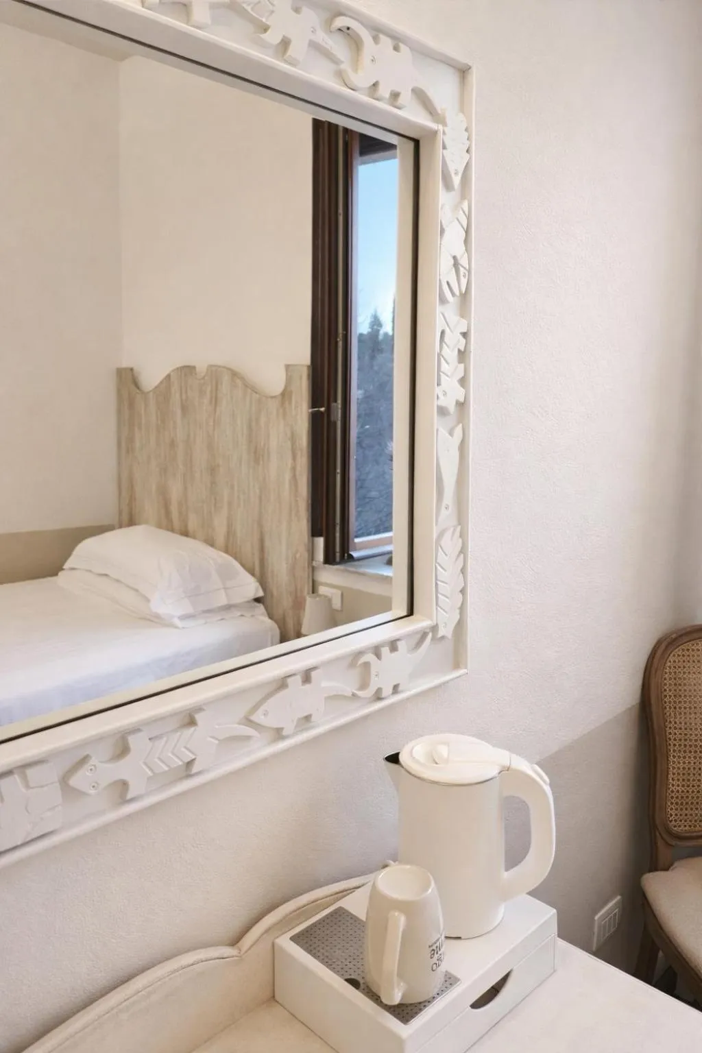 Decorative detail, Bed in Albergo Le Terme