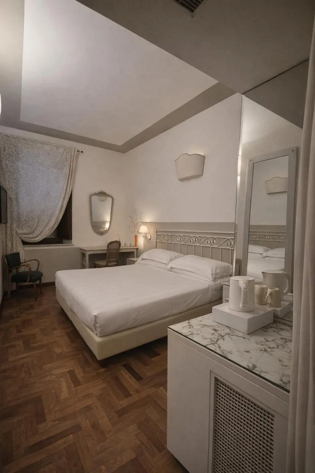Photo of the whole room, Bed in Albergo Le Terme