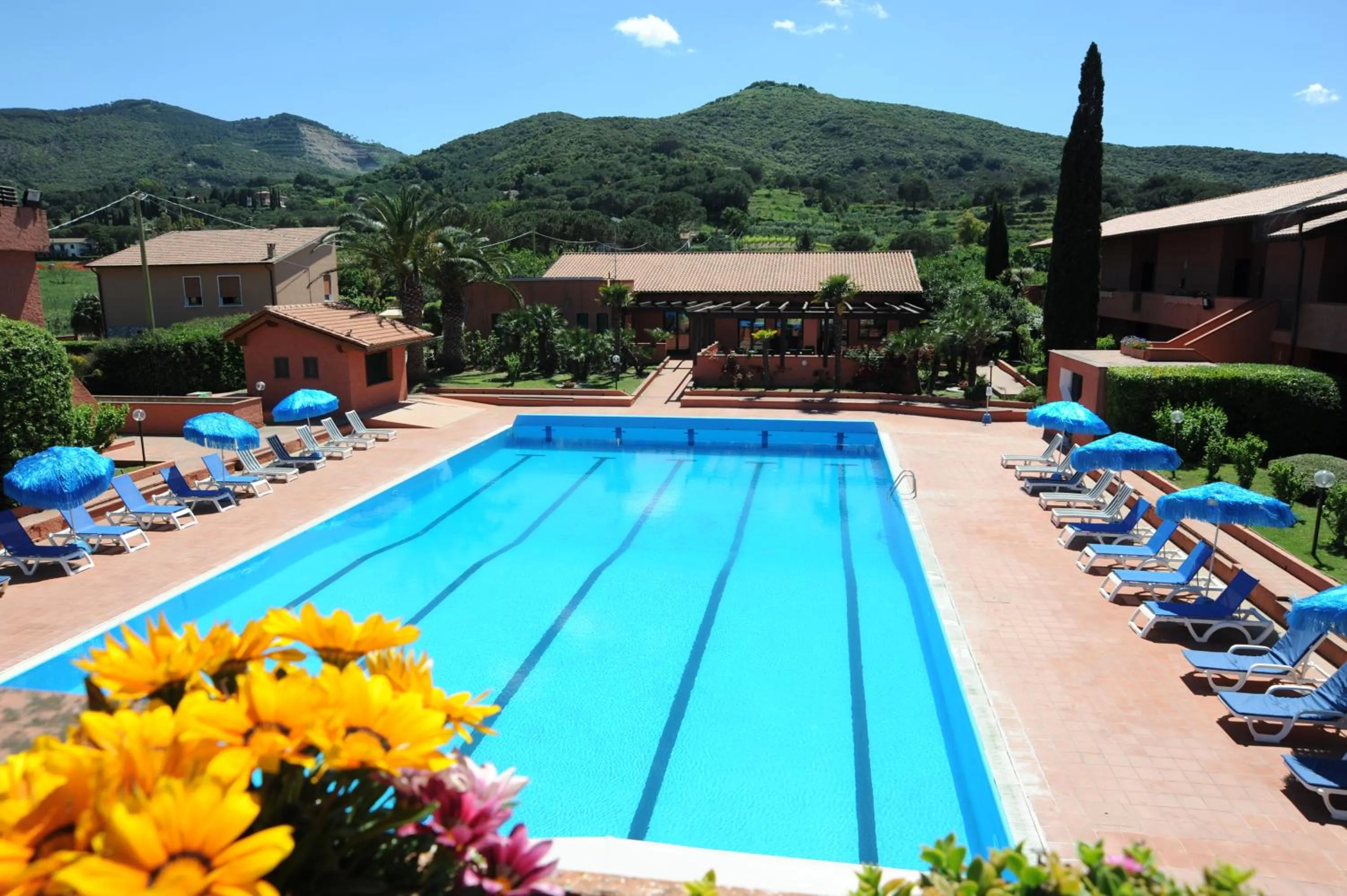 Swimming pool in Hotel Residence Villa San Giovanni