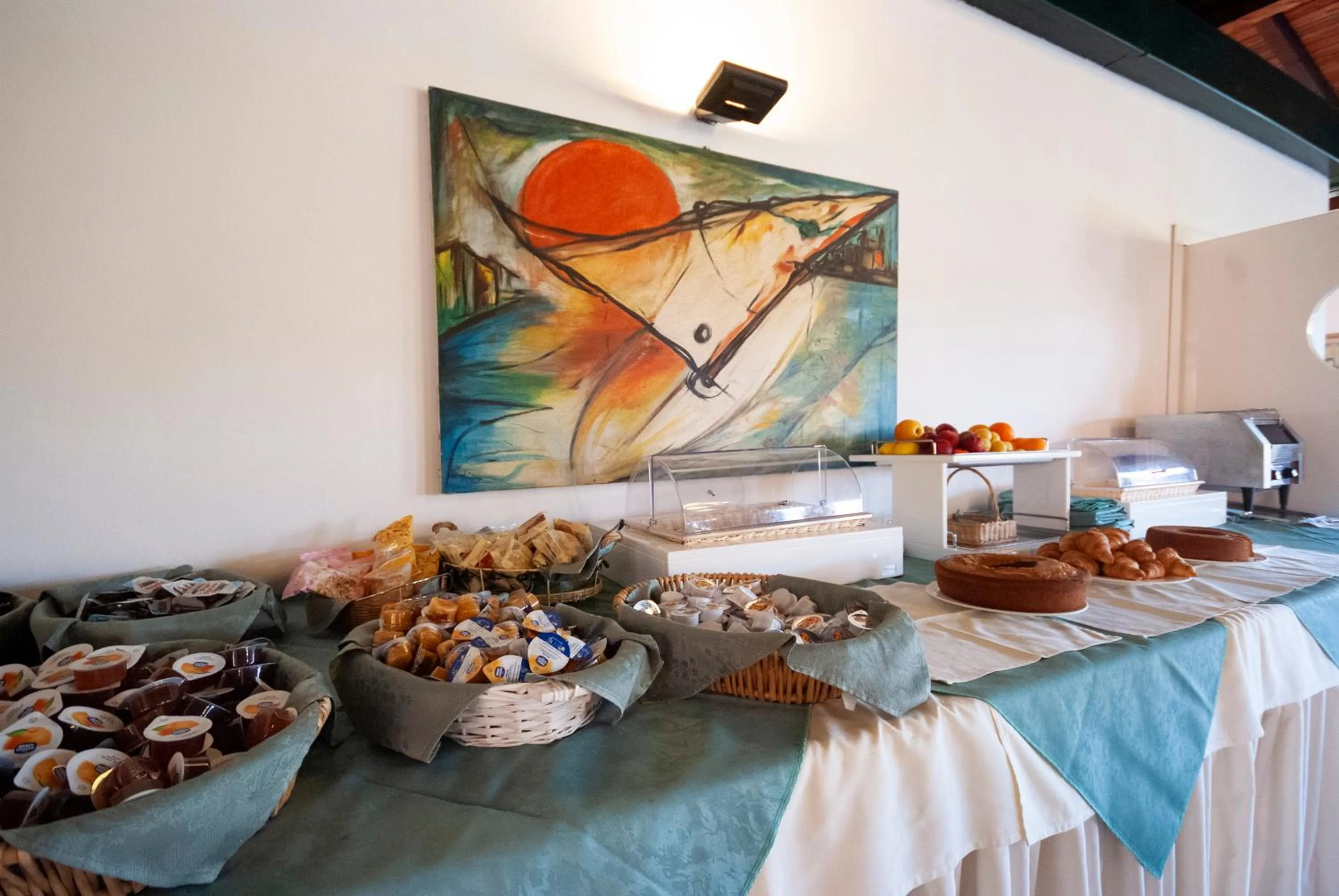 Buffet breakfast in Hotel Residence Villa San Giovanni